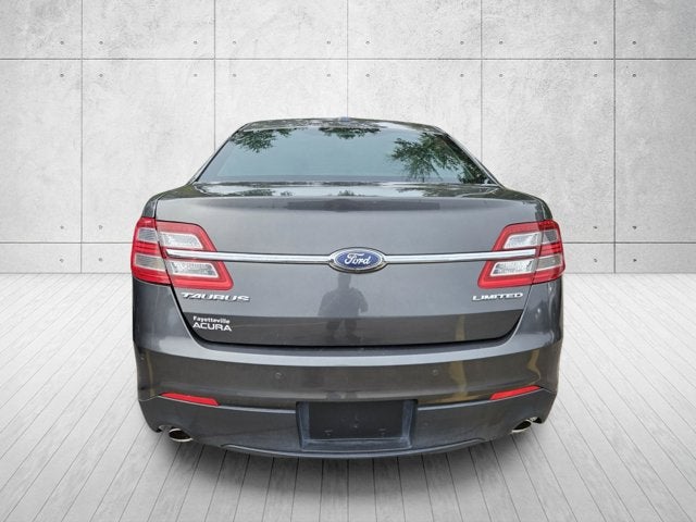 2018 Ford Taurus Limited