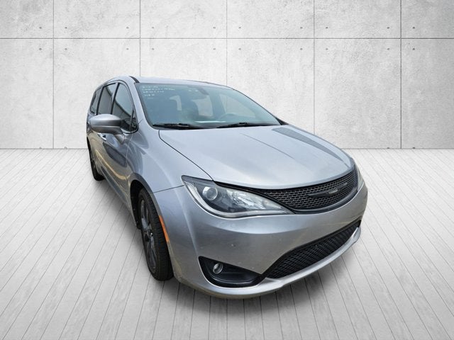 Used 2019 Chrysler Pacifica Touring Plus with VIN 2C4RC1FG3KR705246 for sale in Fayetteville, NC