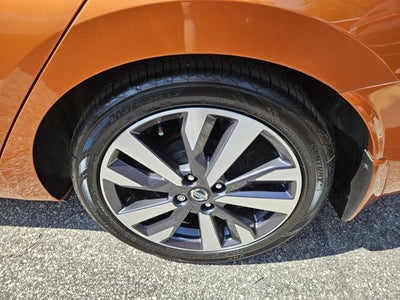 2021 Nissan Versa SR