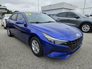 2023 Hyundai Elantra SE