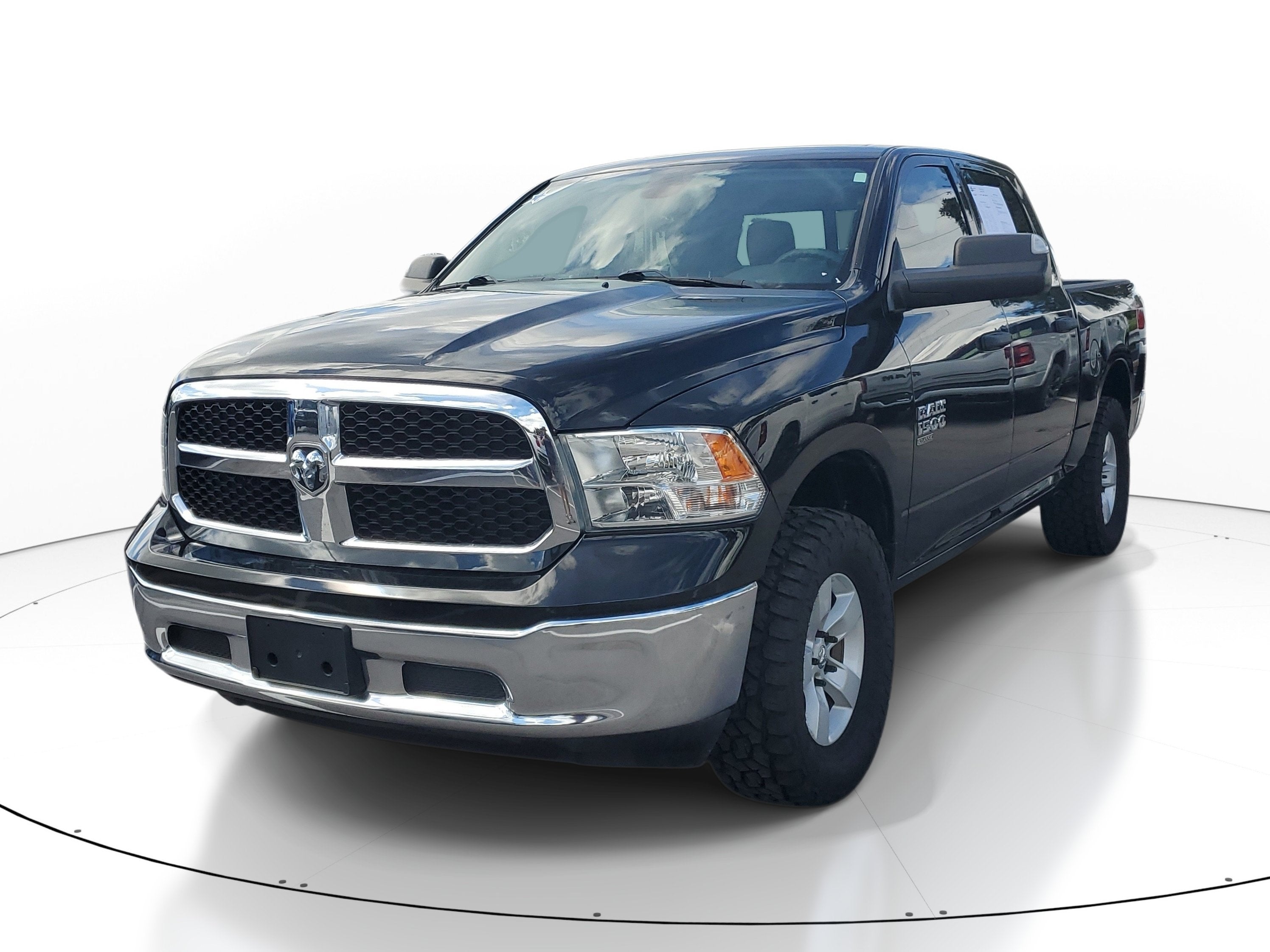 2023 RAM 1500 Classic SLT