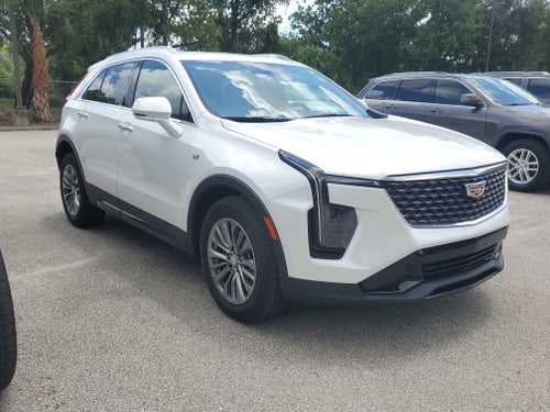 2024 Cadillac XT4 FWD Premium Luxury