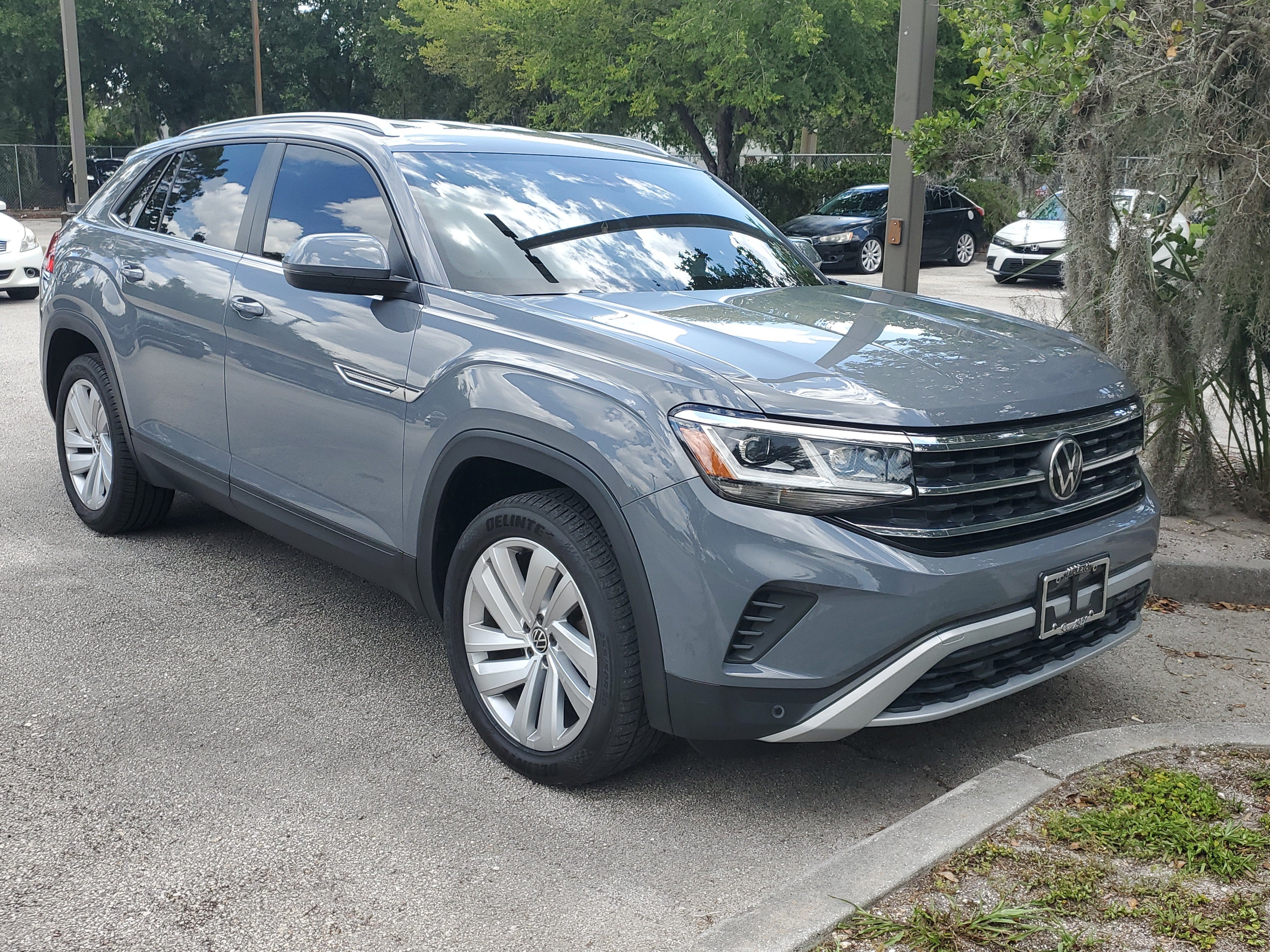 2020 Volkswagen Atlas Cross Sport 2.0T SE w/Technology