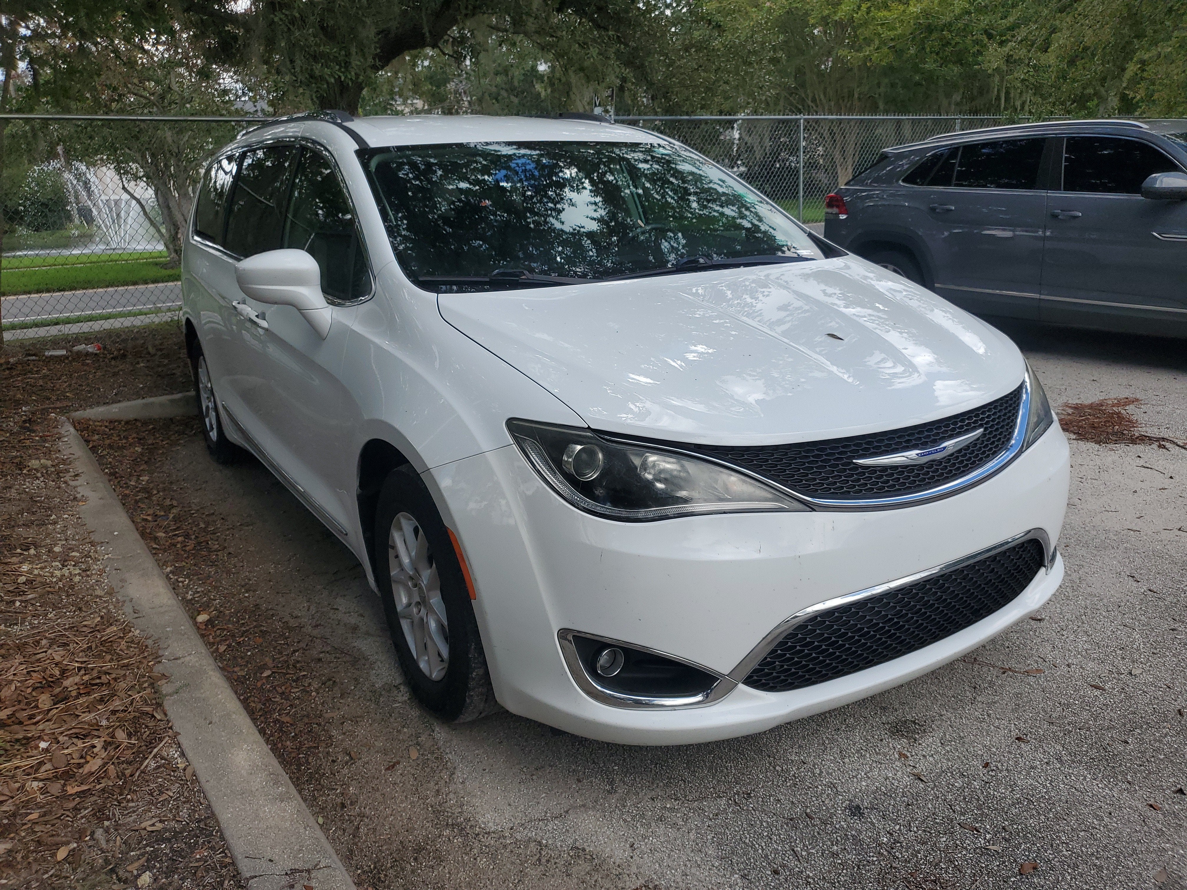 2020 Chrysler Pacifica Touring L