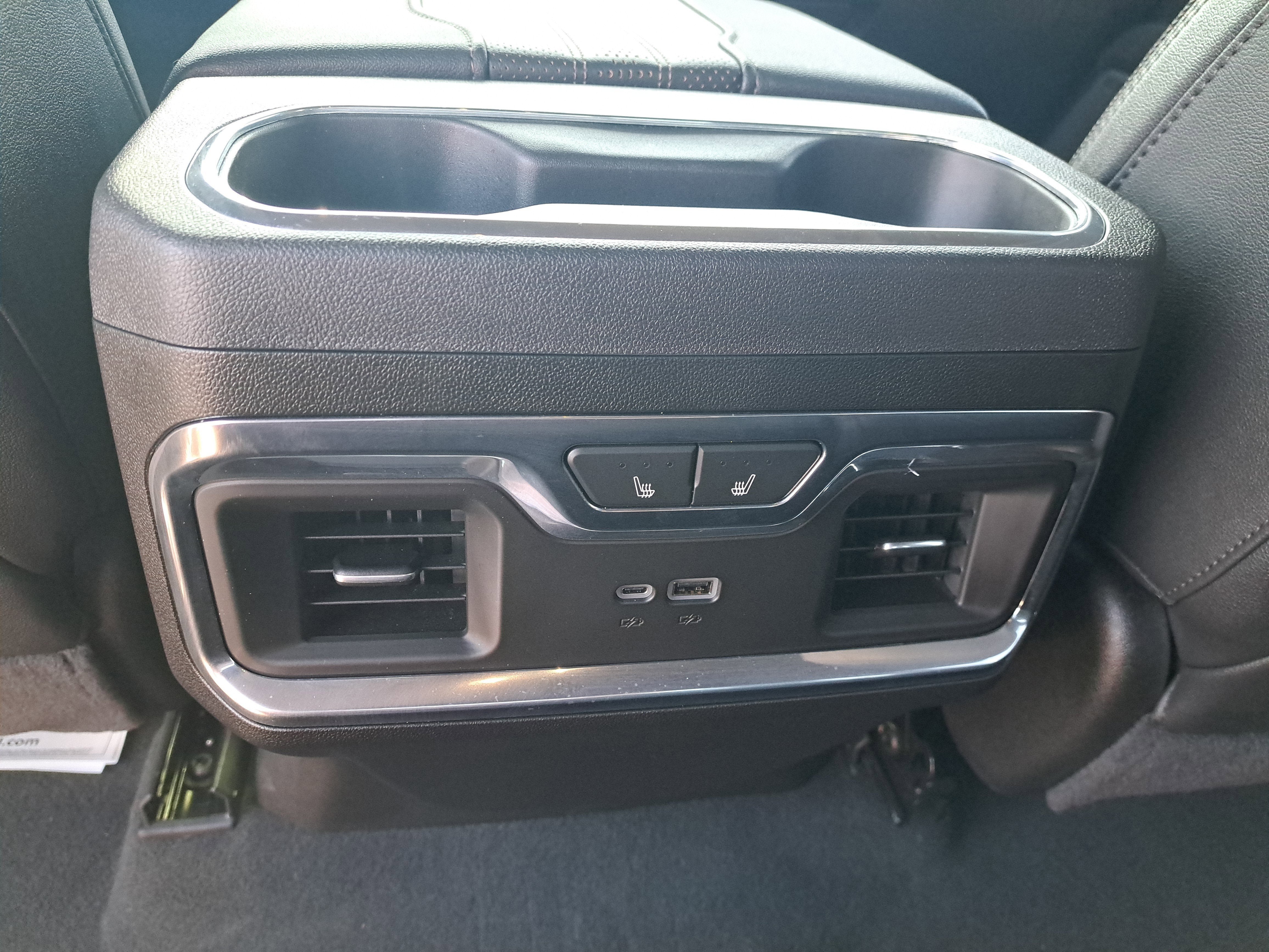 2025 Chevrolet Silverado 3500HD High Country