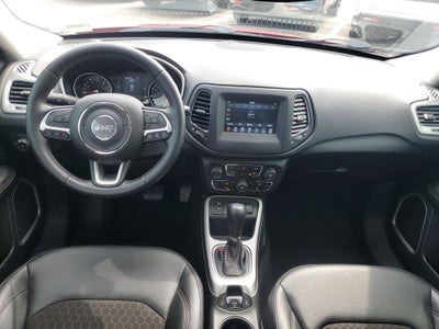 2020 Jeep Compass Latitude w/Sun/Safety Pkg