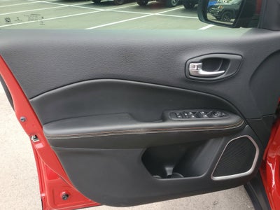 2020 Jeep Compass Latitude w/Sun/Safety Pkg