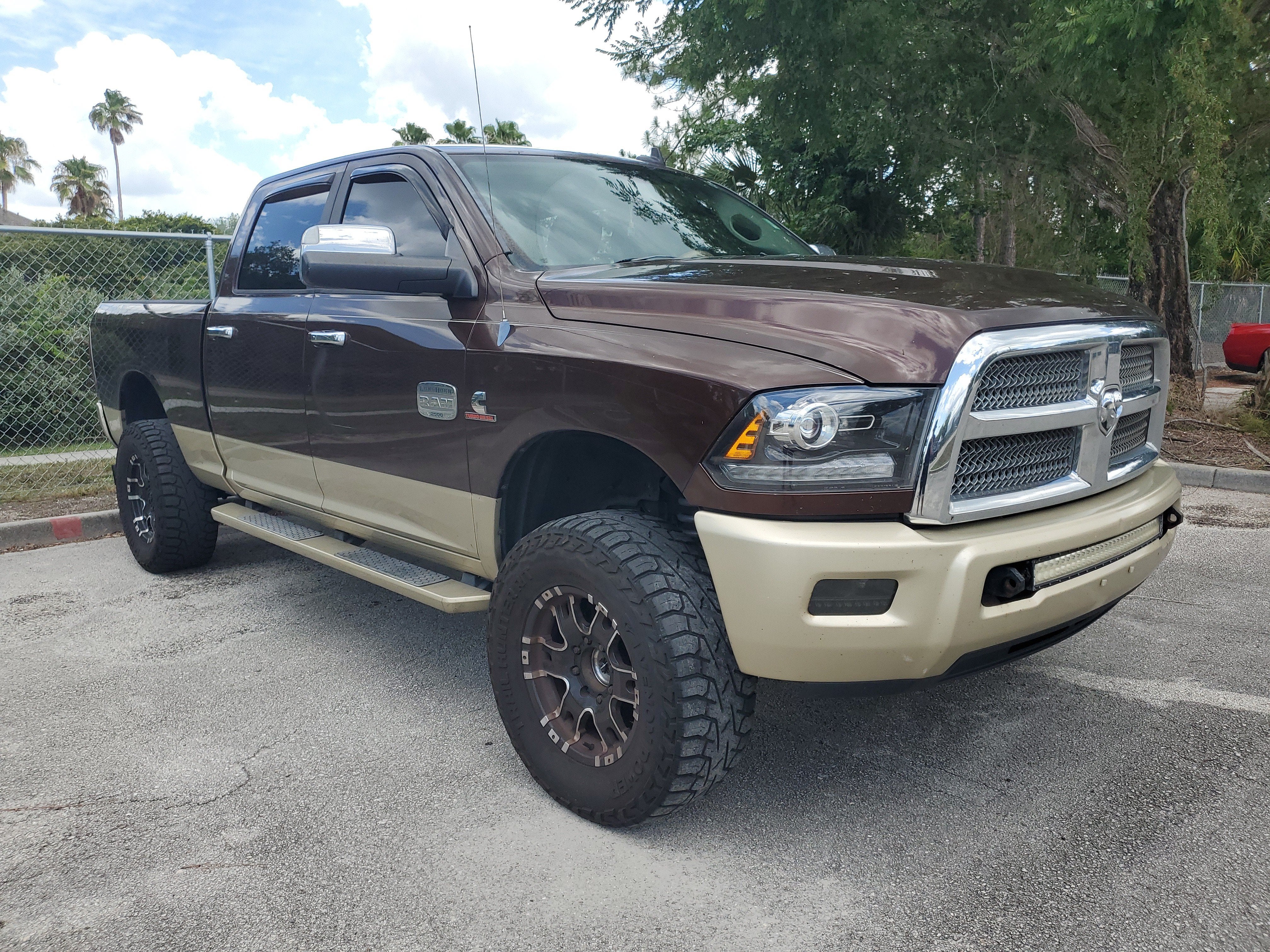 2013 RAM 2500 Laramie Longhorn