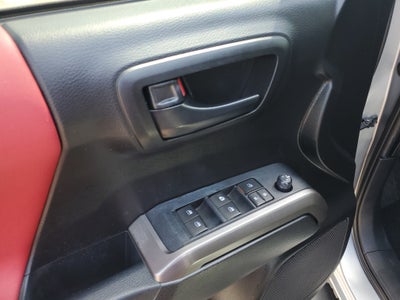 2022 Toyota Tacoma 2WD SR5