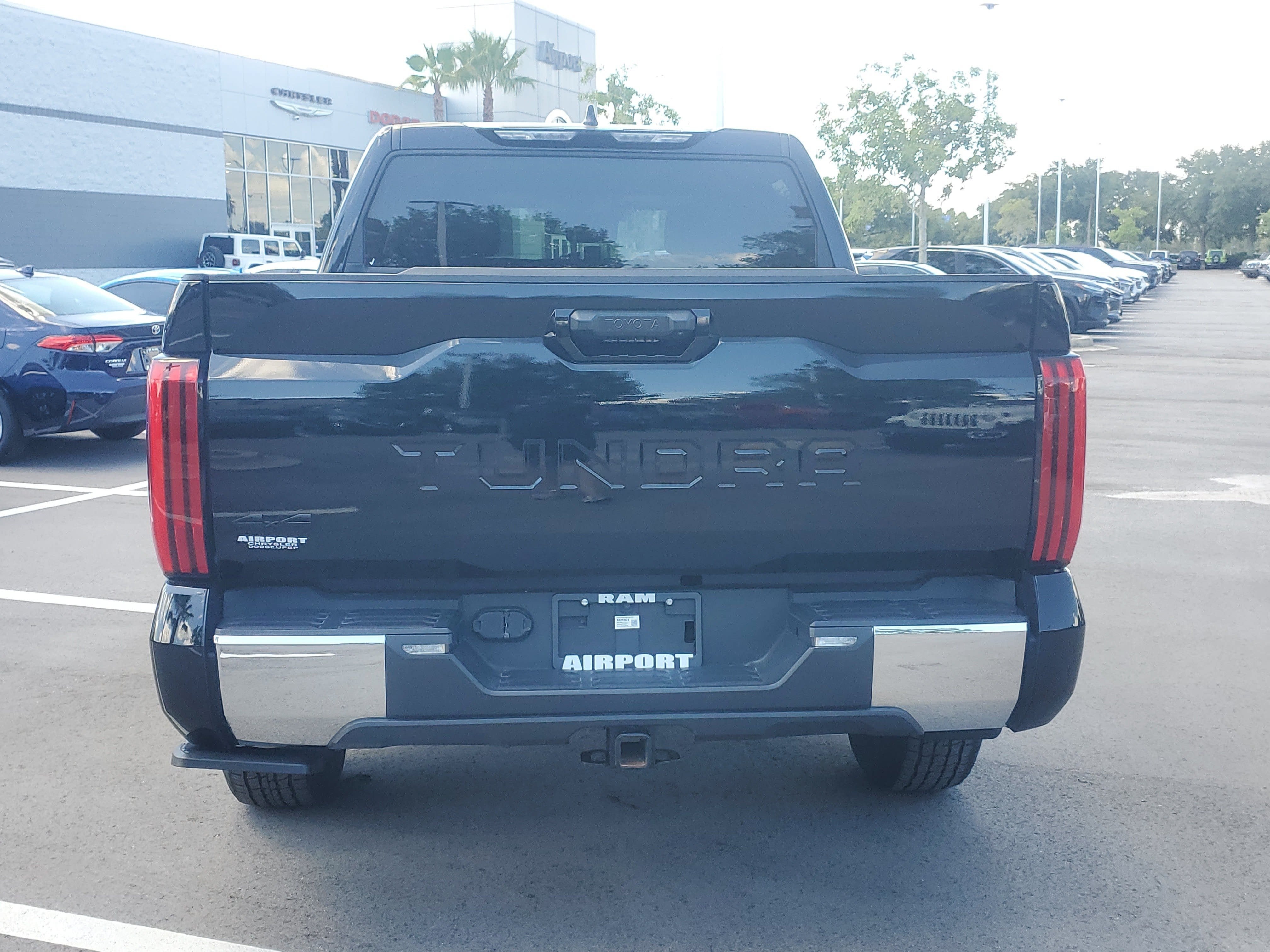 2024 Toyota Tundra 4WD SR5