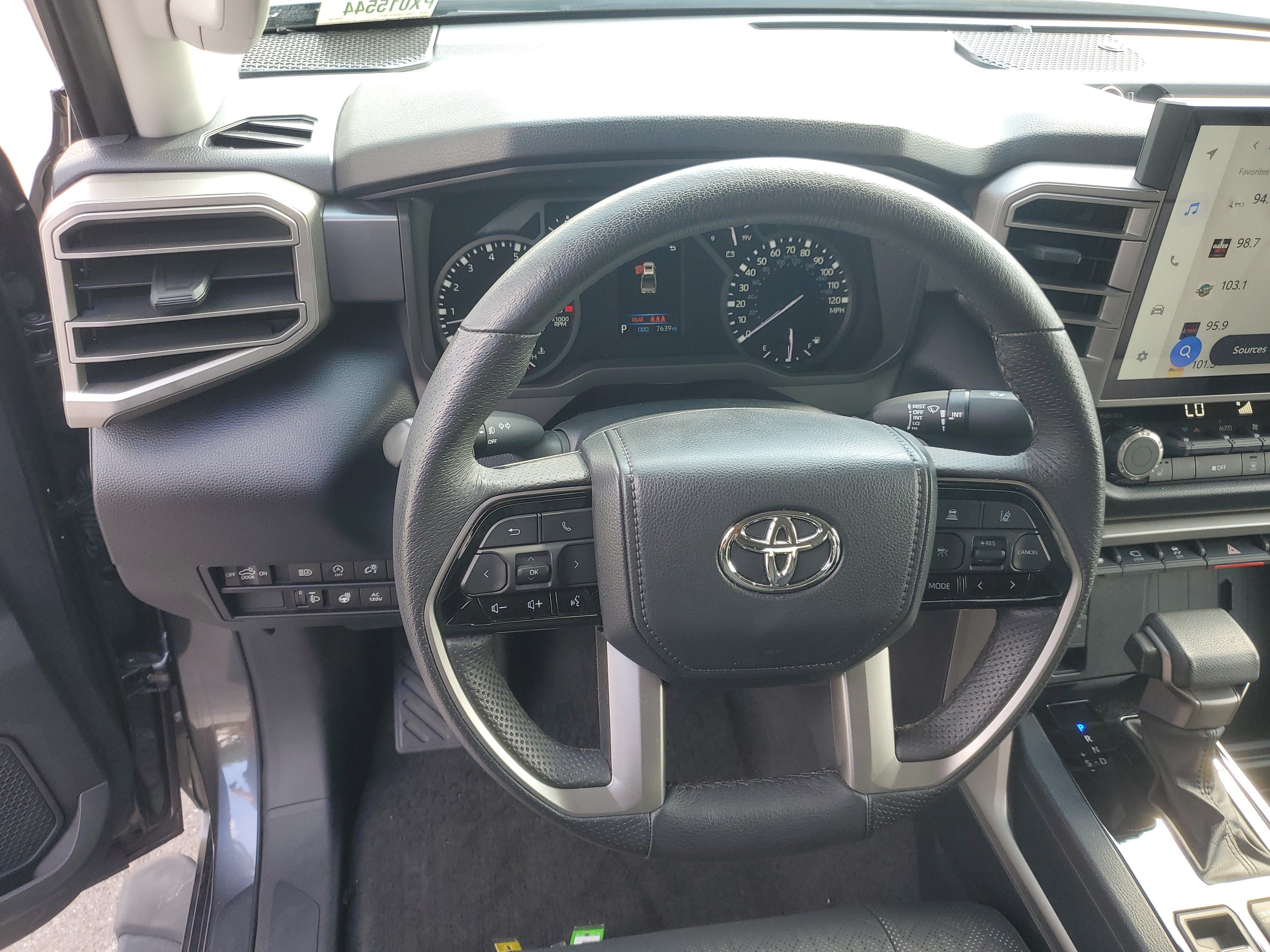 2023 Toyota Tundra 4WD SR5