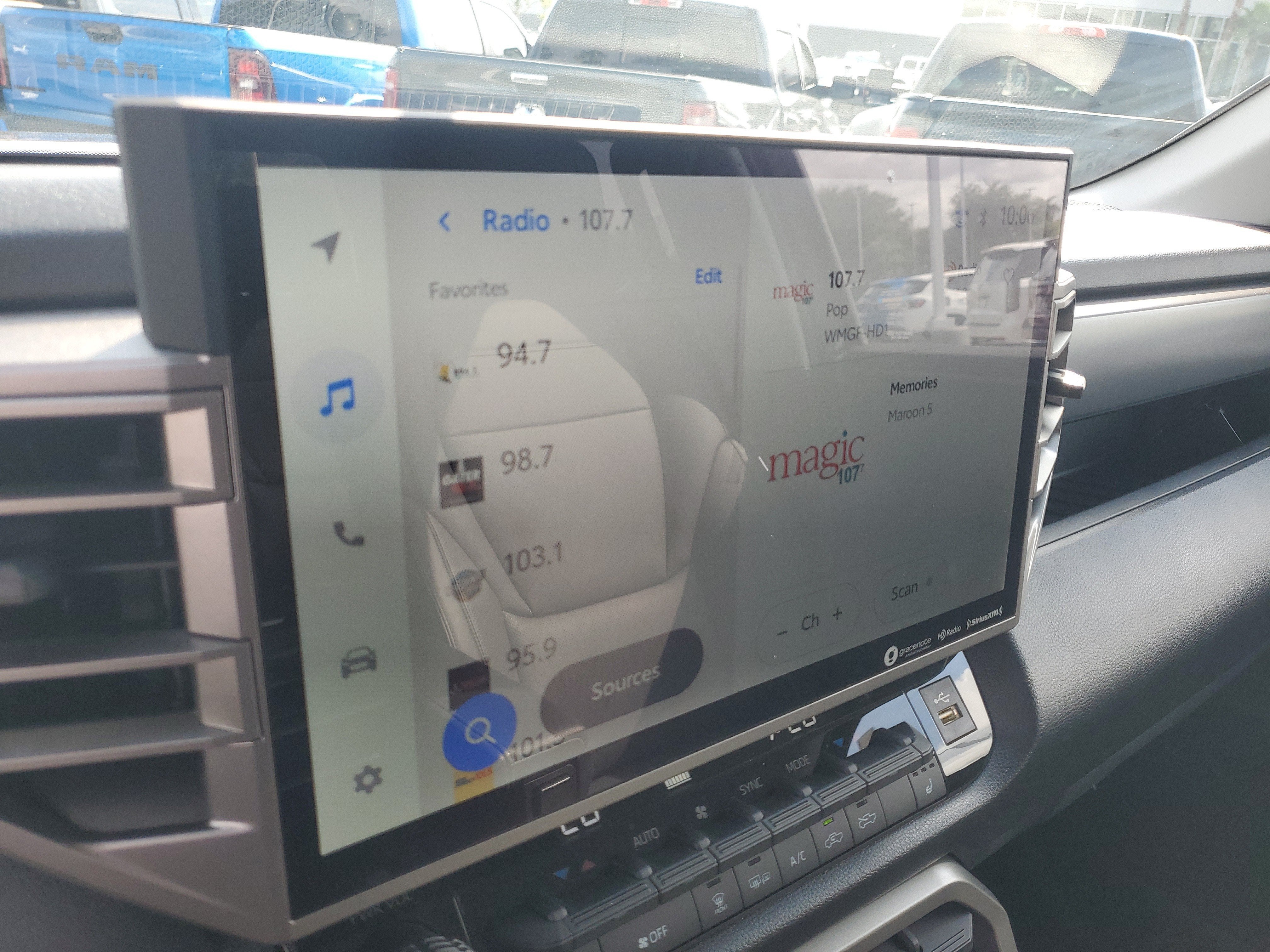 2023 Toyota Tundra 4WD SR5