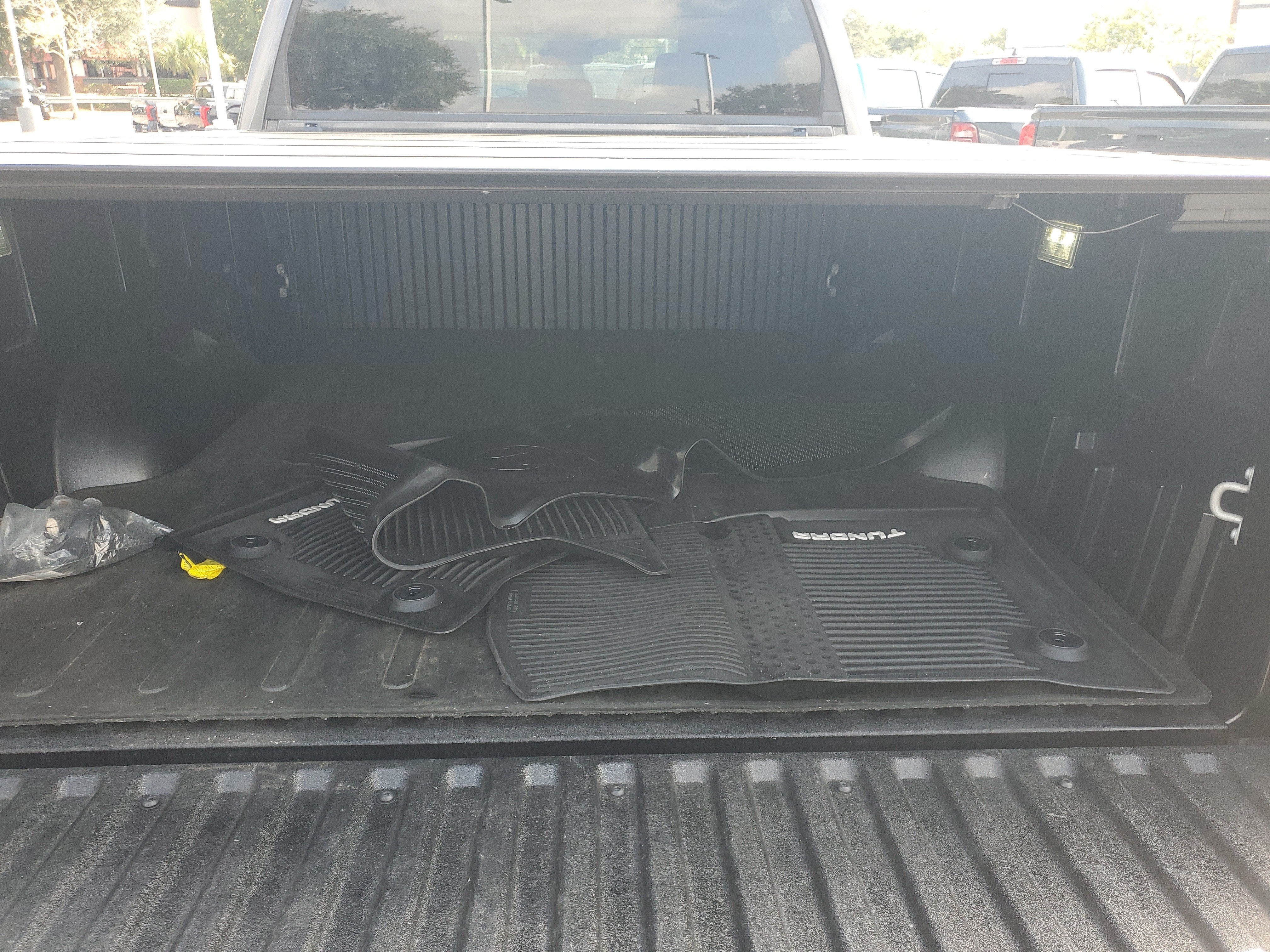 2023 Toyota Tundra 4WD SR5