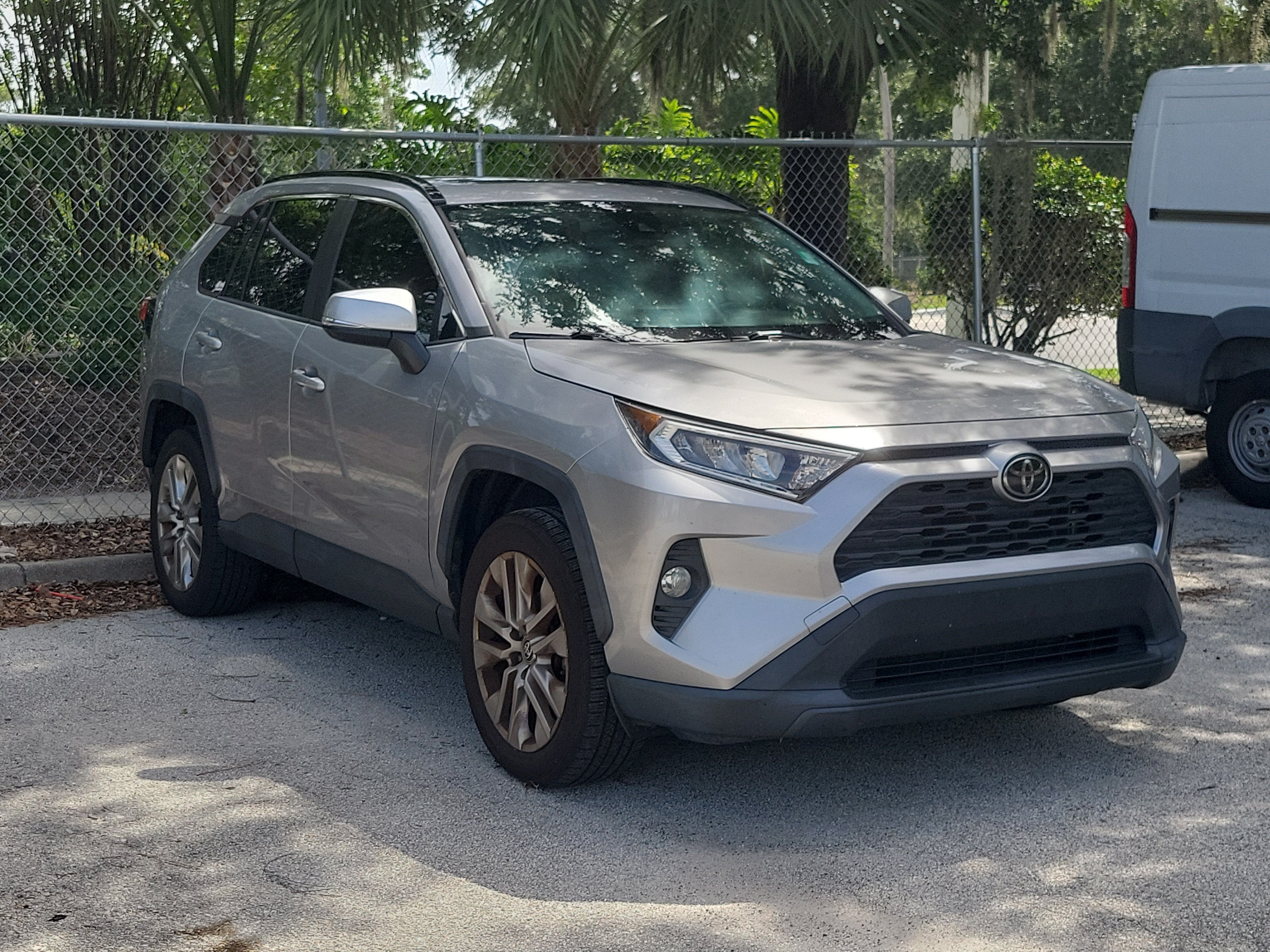 2020 Toyota RAV4 XLE Premium