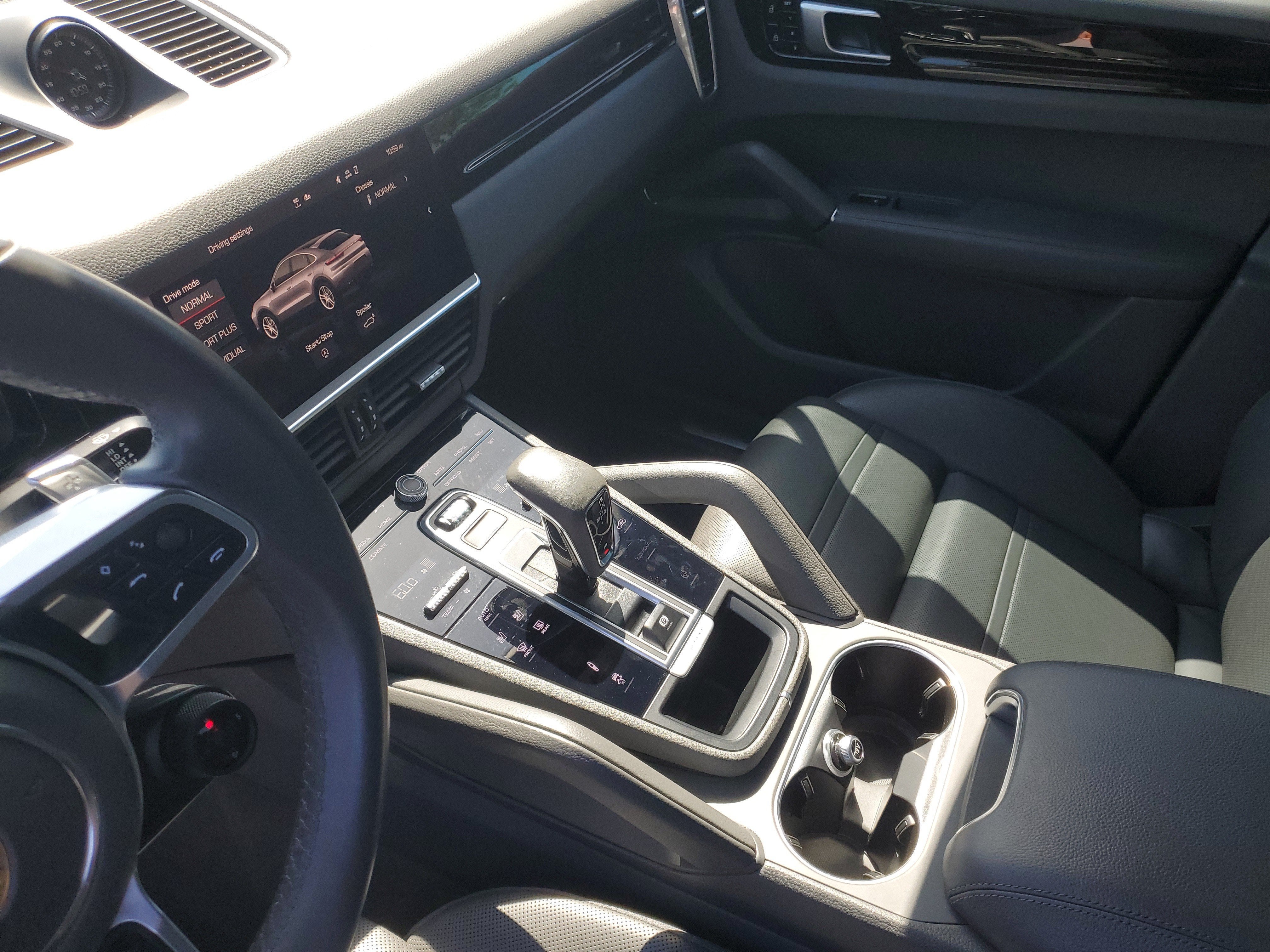2021 Porsche Cayenne Base