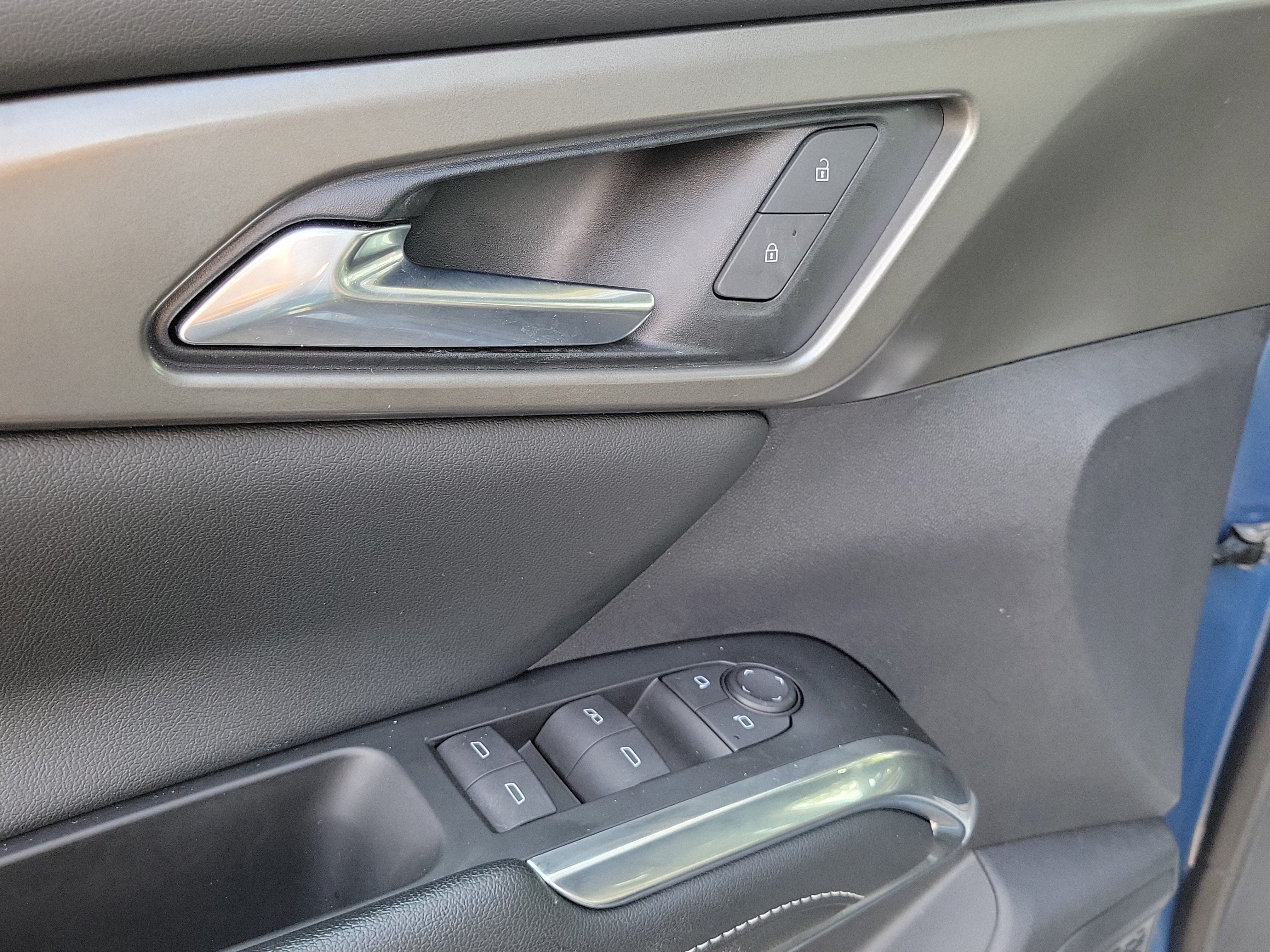 2024 Chevrolet Traverse FWD LT
