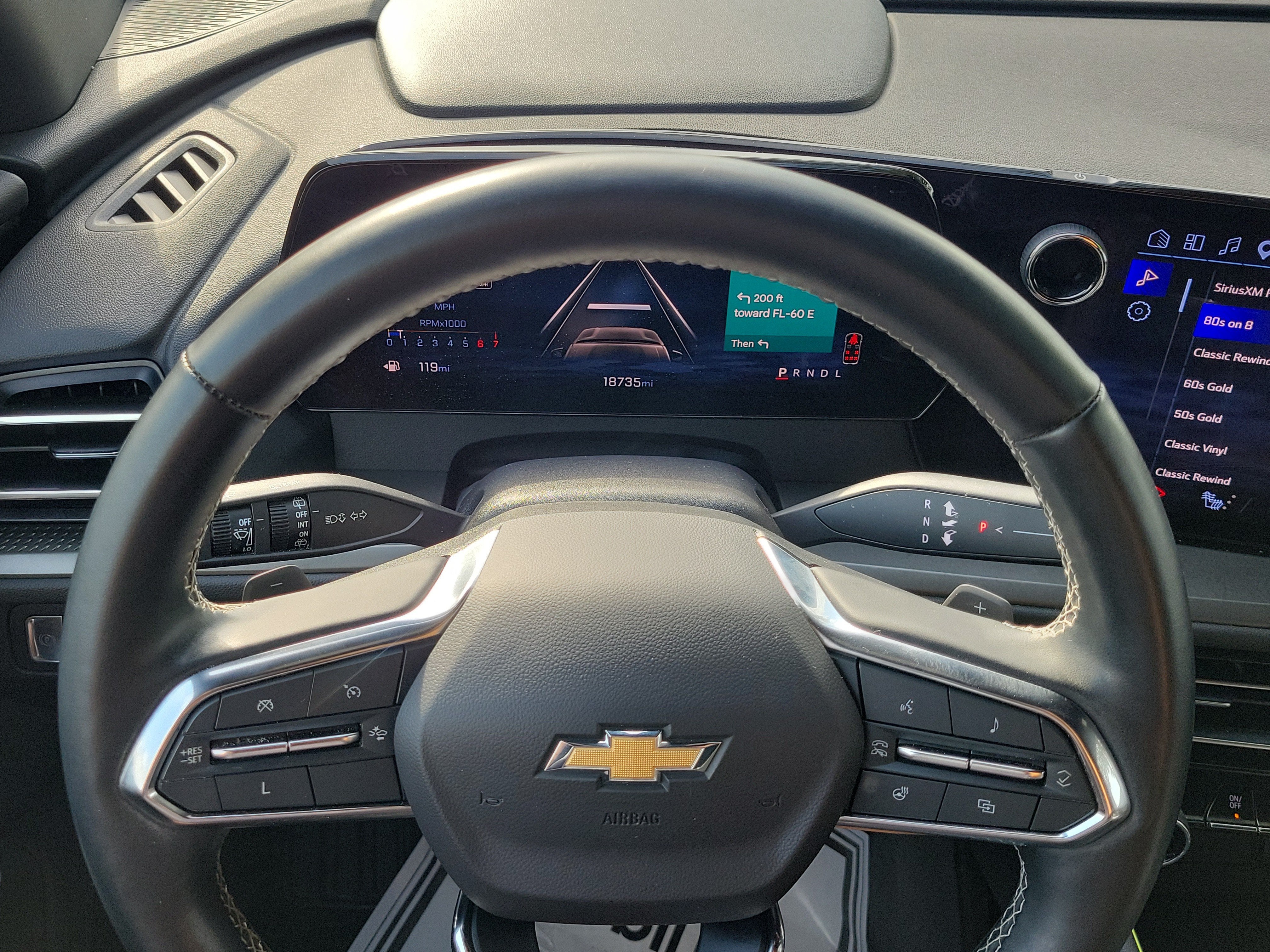 2024 Chevrolet Traverse FWD LT