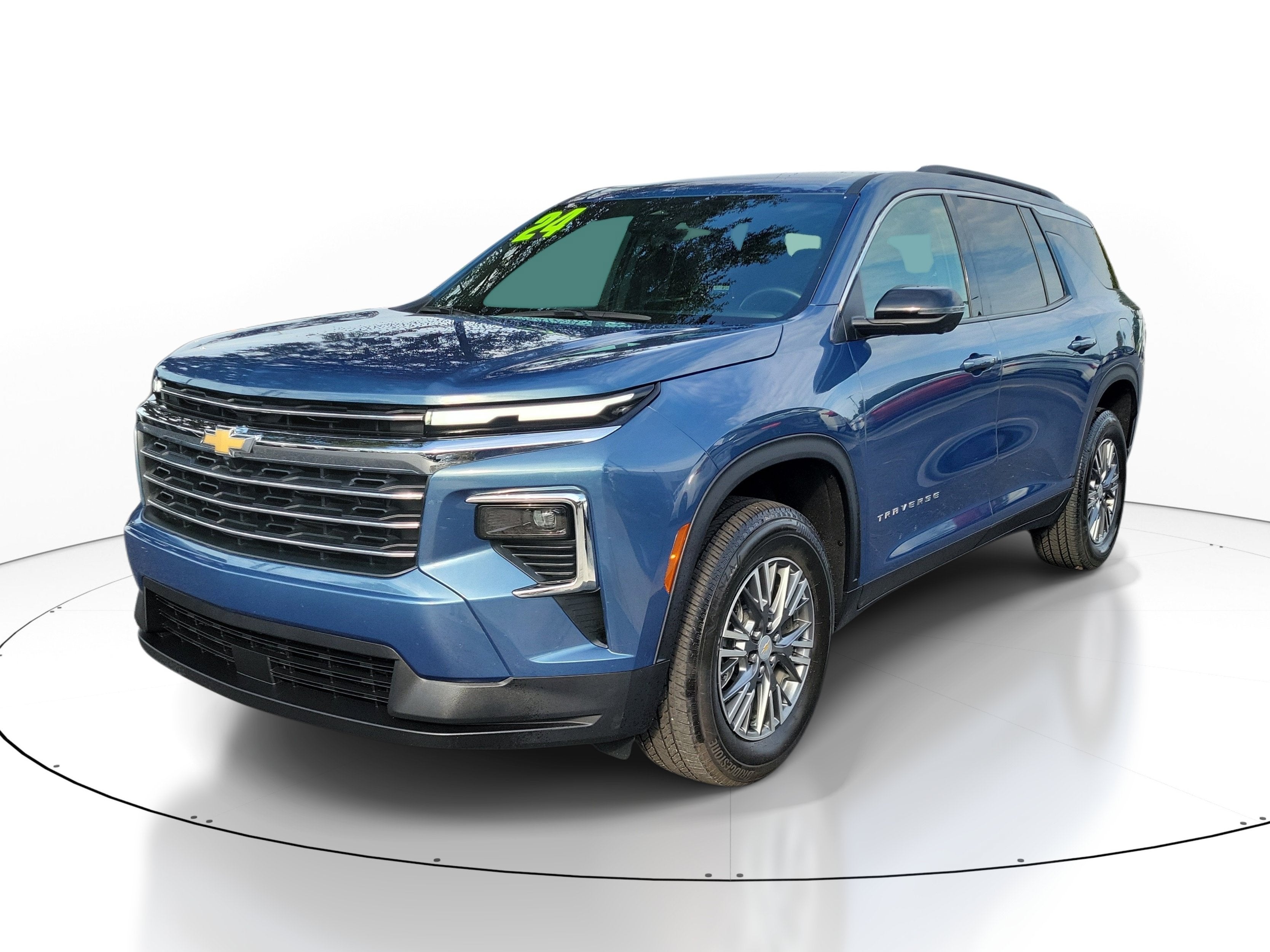 2024 Chevrolet Traverse FWD LT