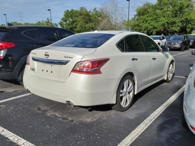 2013 Nissan Altima 3.5 SV