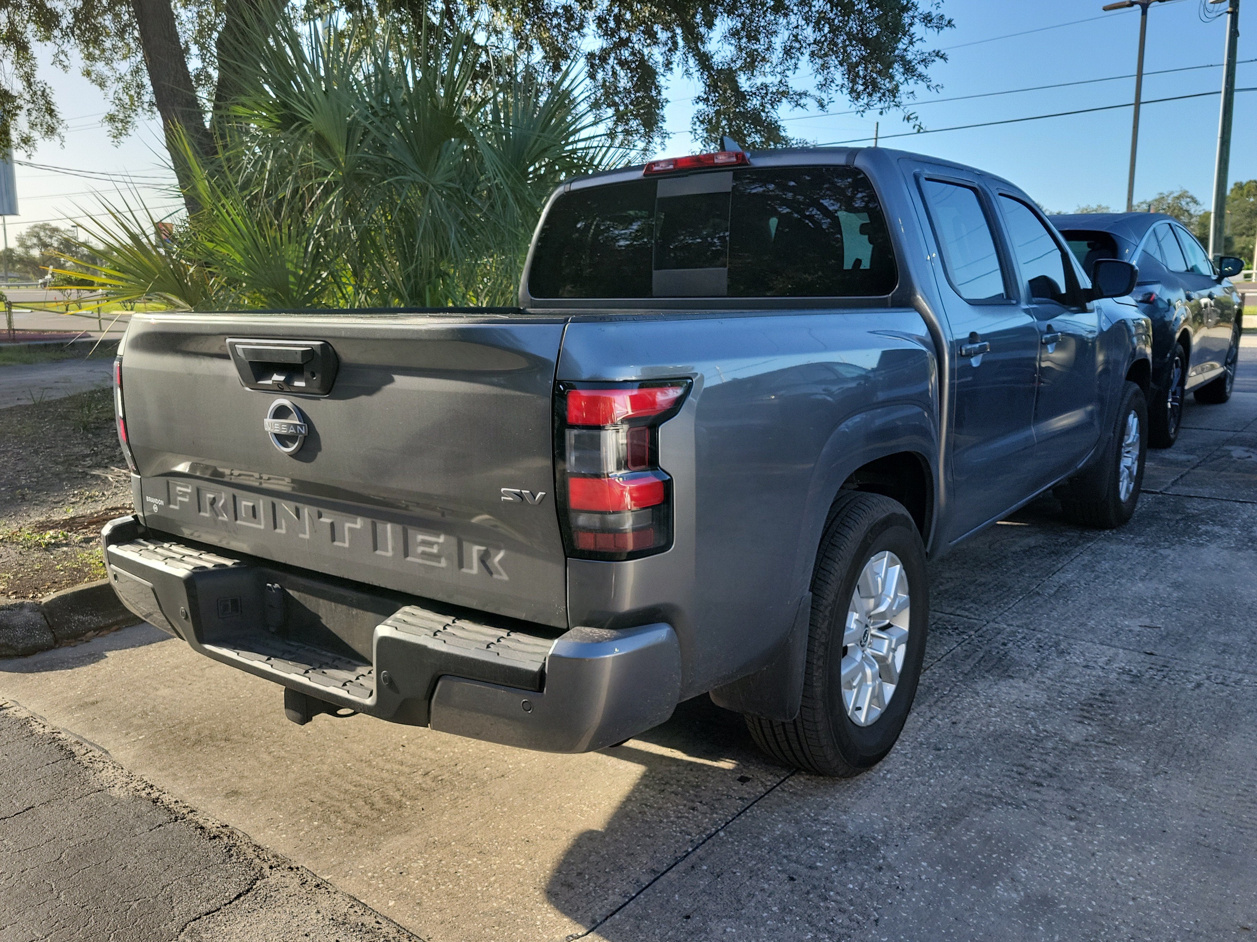 2024 Nissan Frontier SV