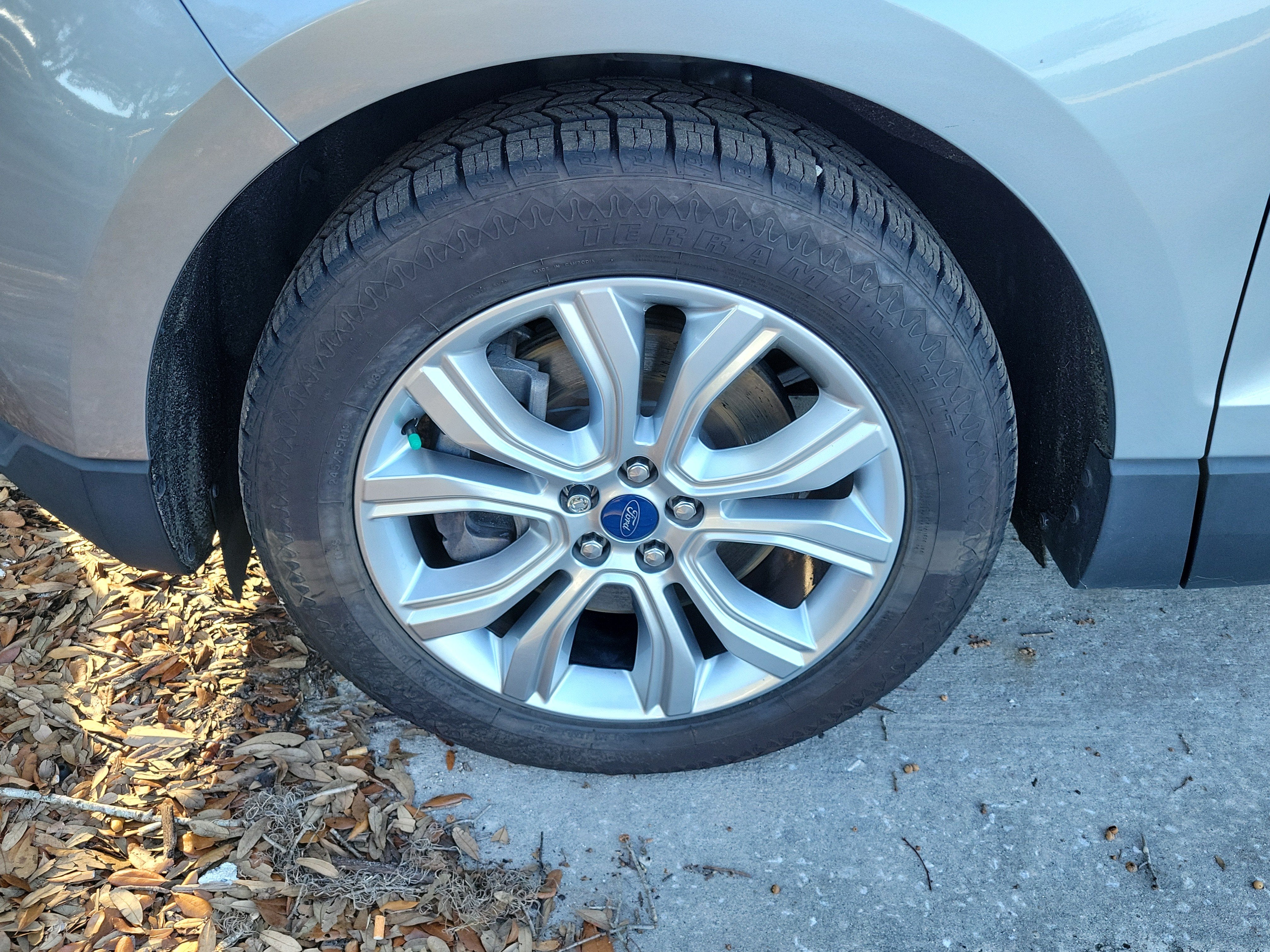 2022 Ford Edge Titanium
