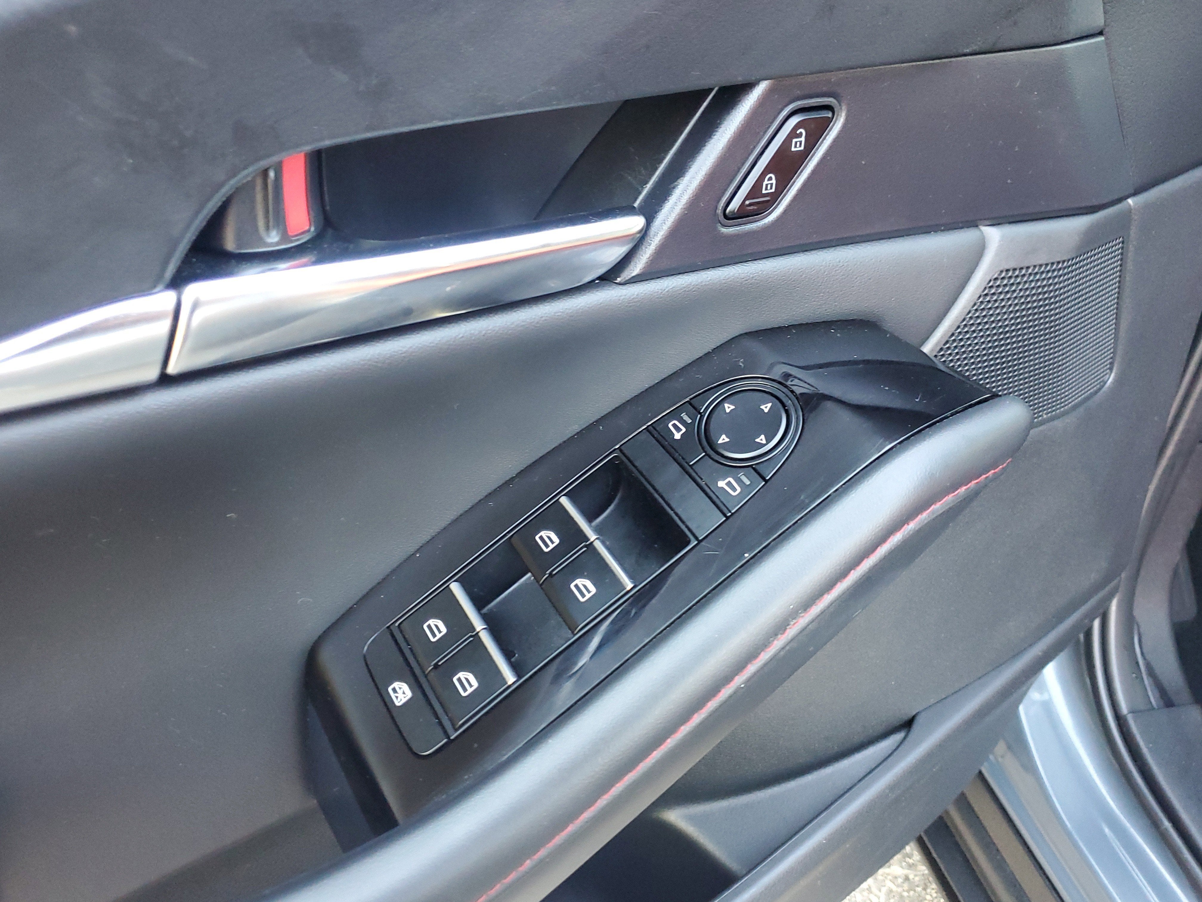 2025 Mazda Mazda CX-30 2.5 S Carbon Edition