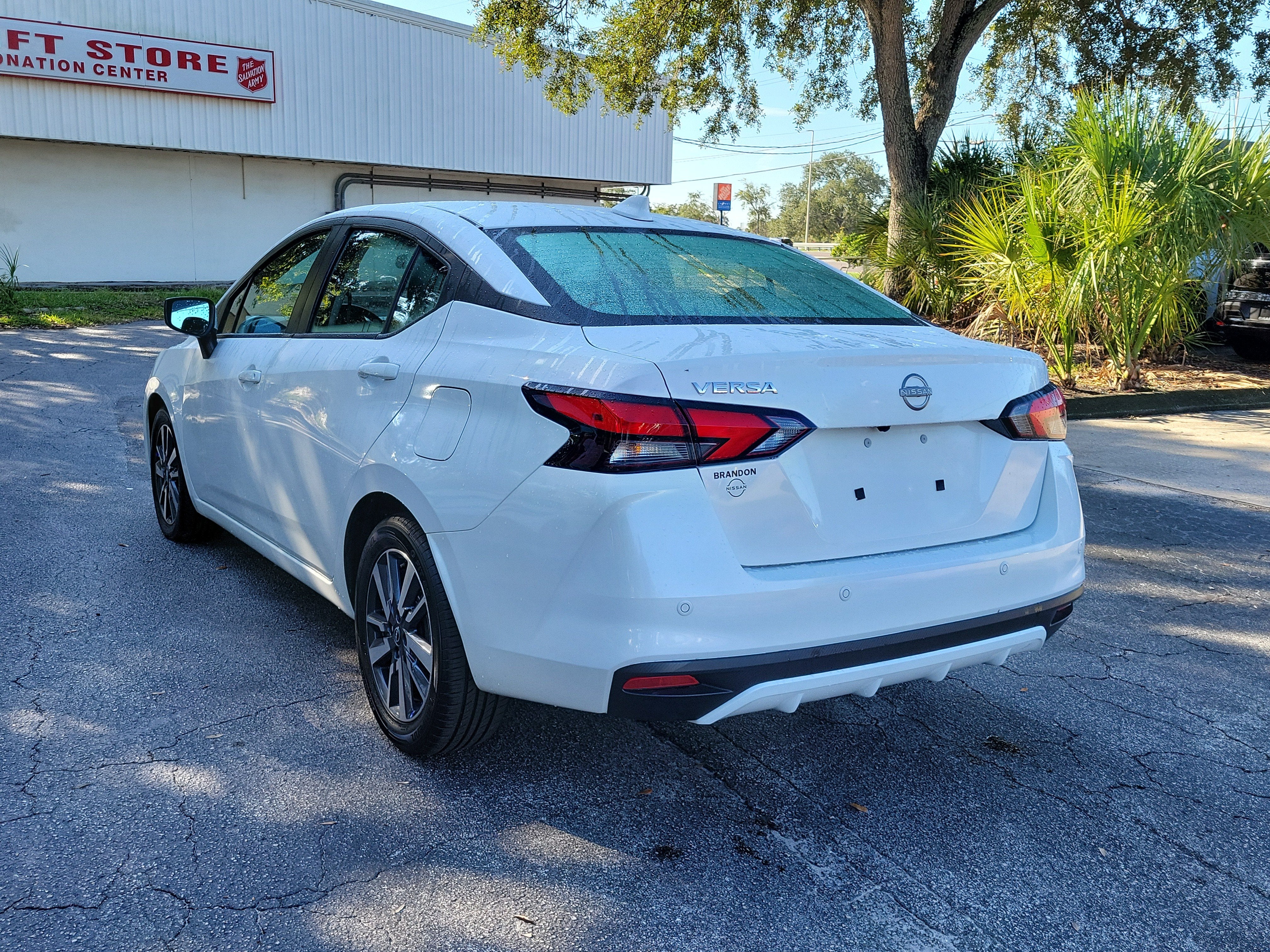 2025 Nissan Versa SV