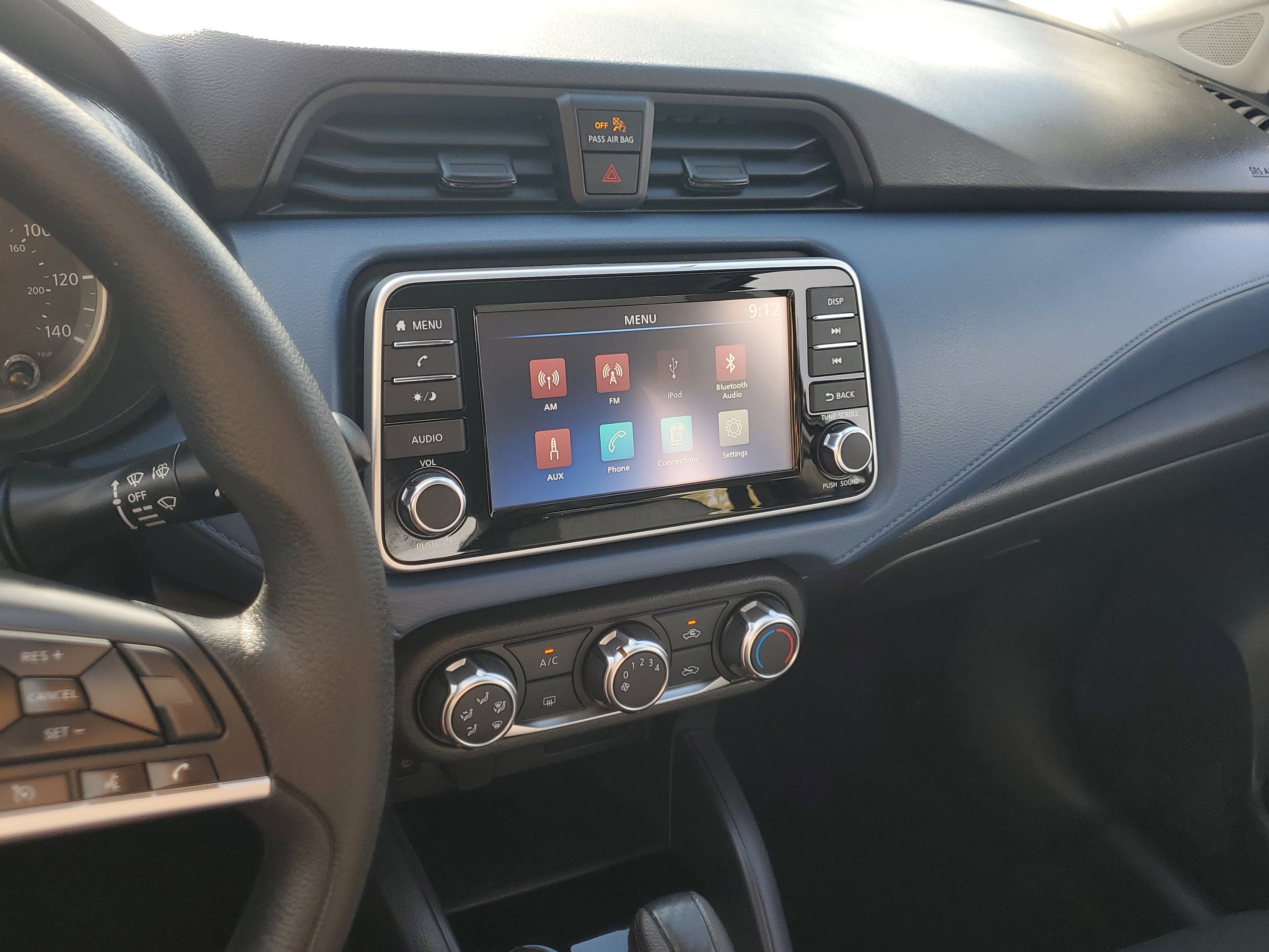 2025 Nissan Versa SV