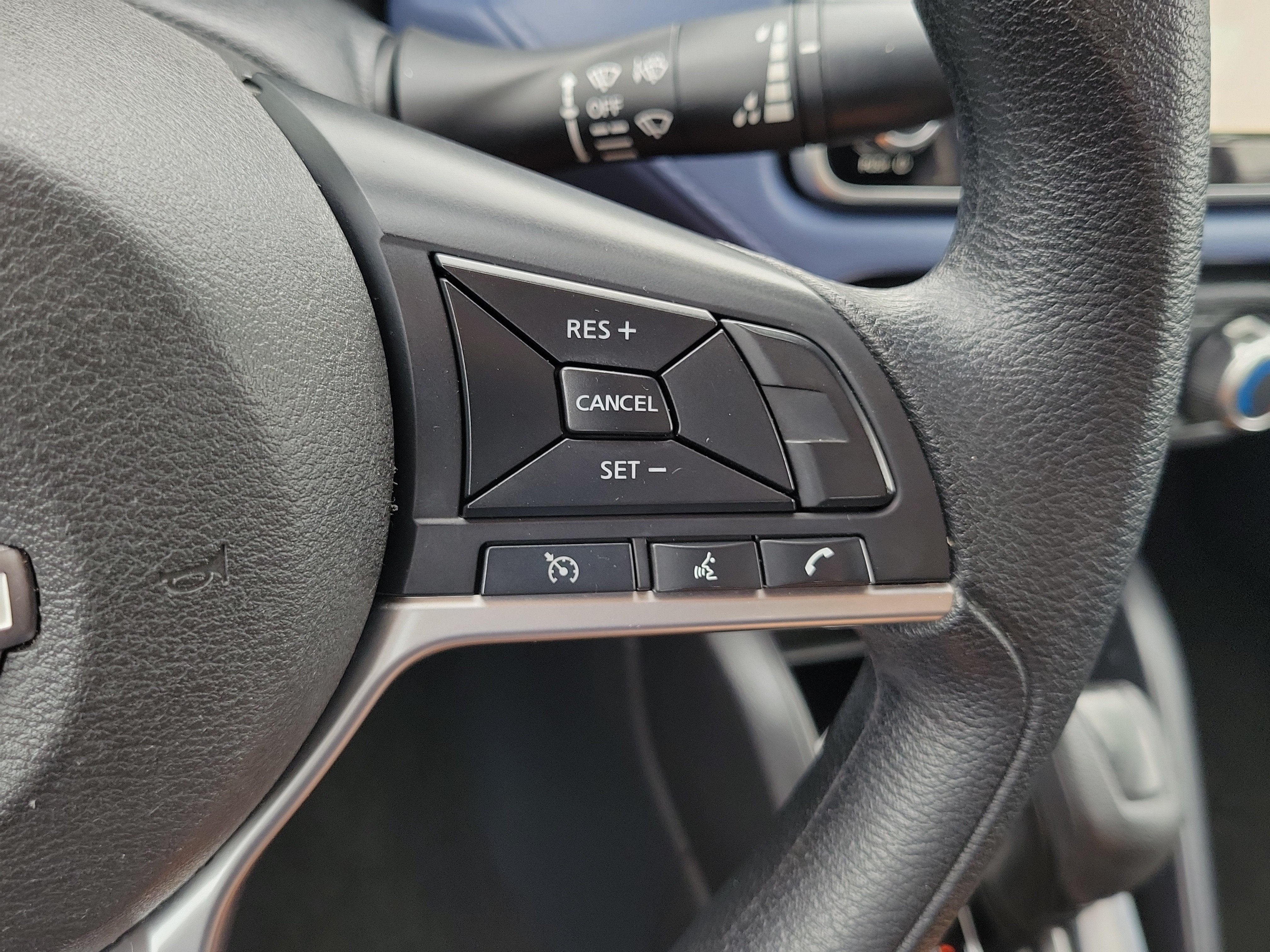 2024 Nissan Versa SV