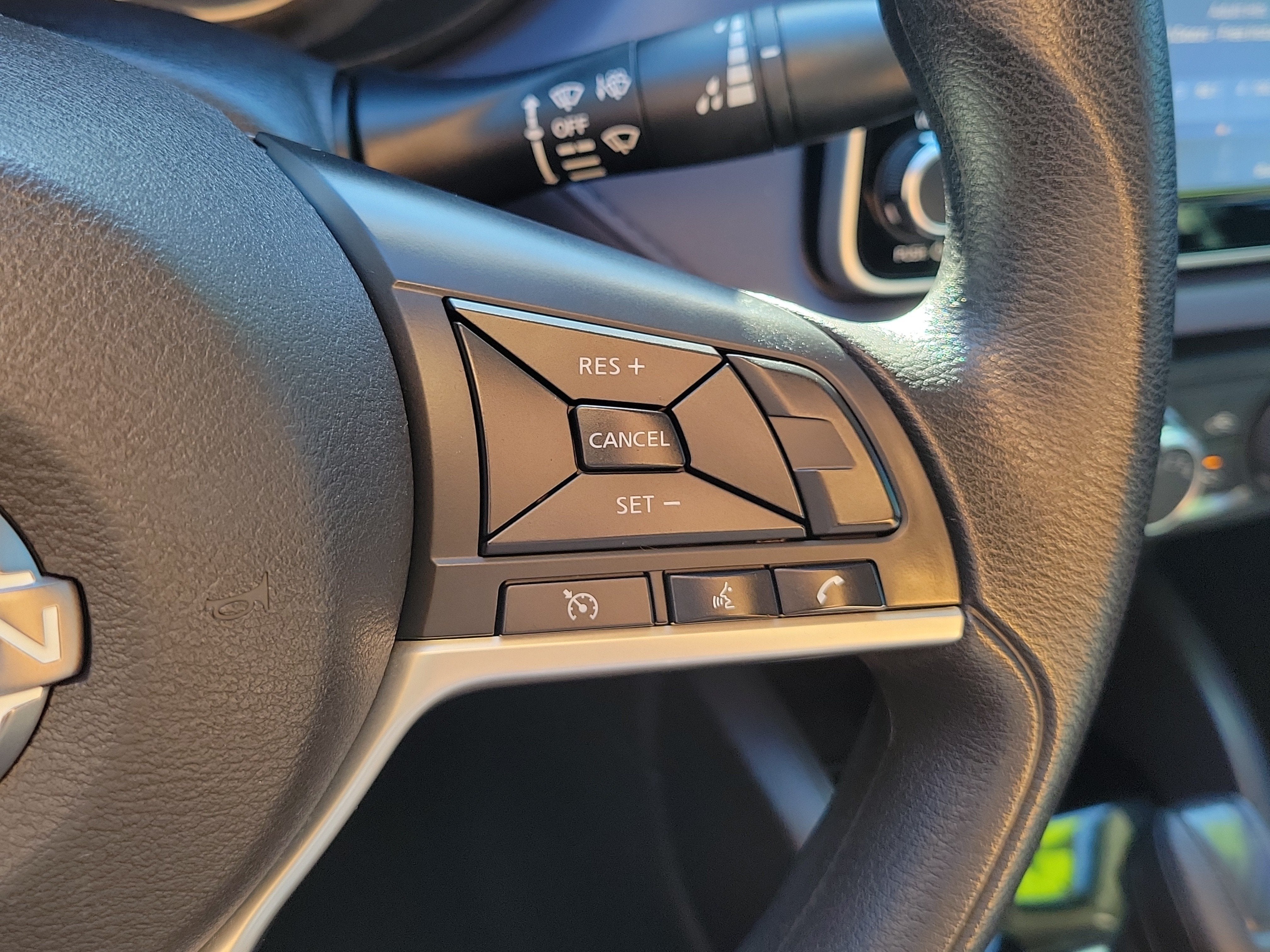 2023 Nissan Versa SV