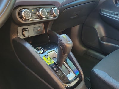 2023 Nissan Versa SV