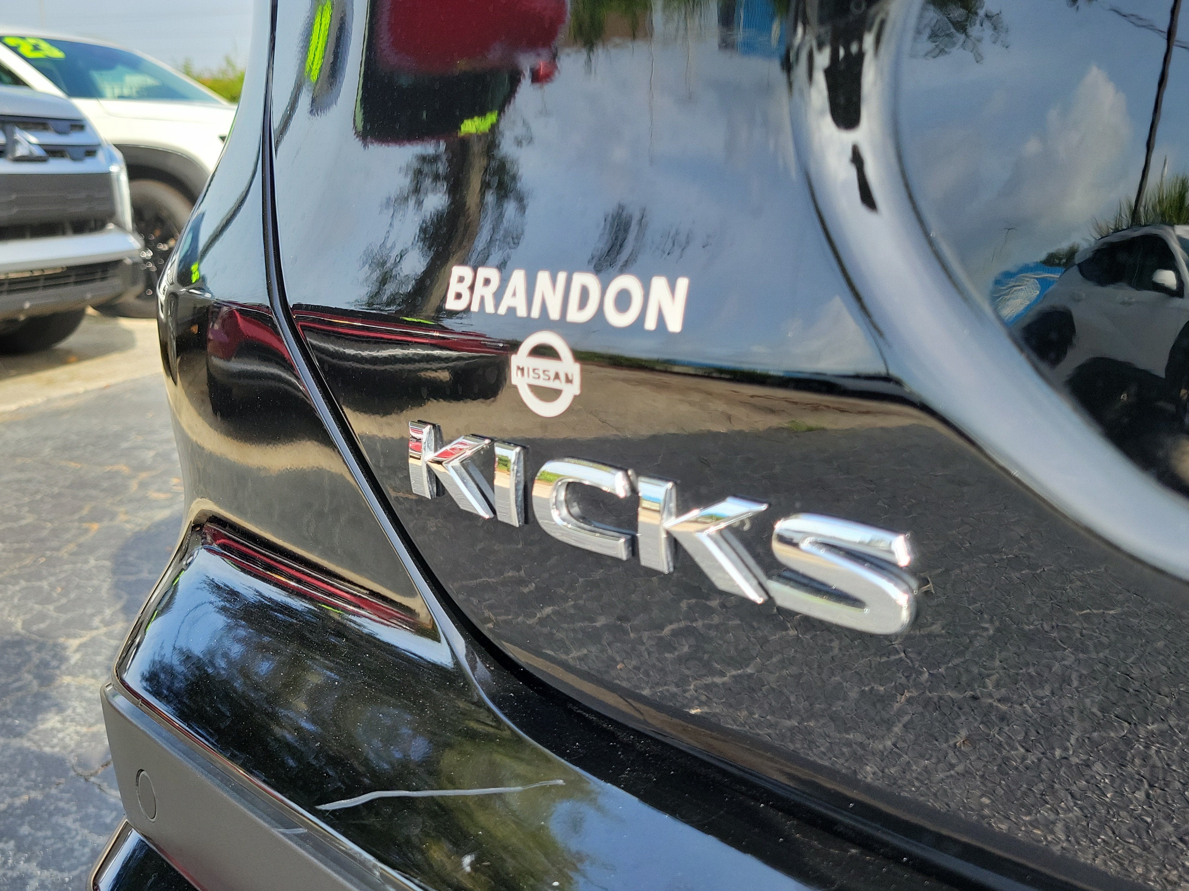 2023 Nissan Kicks S