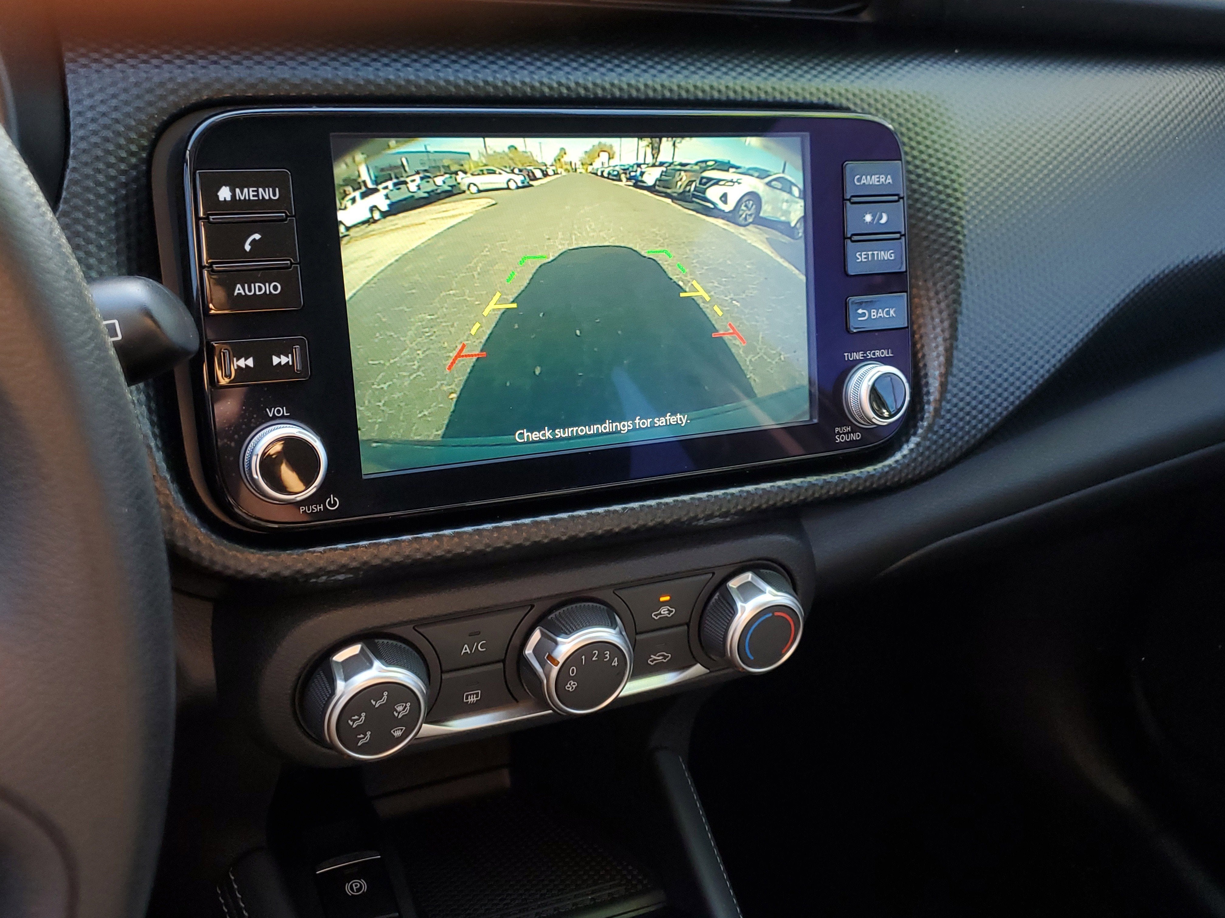 2023 Nissan Kicks SV