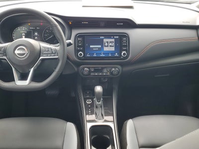 2024 Nissan Kicks SR