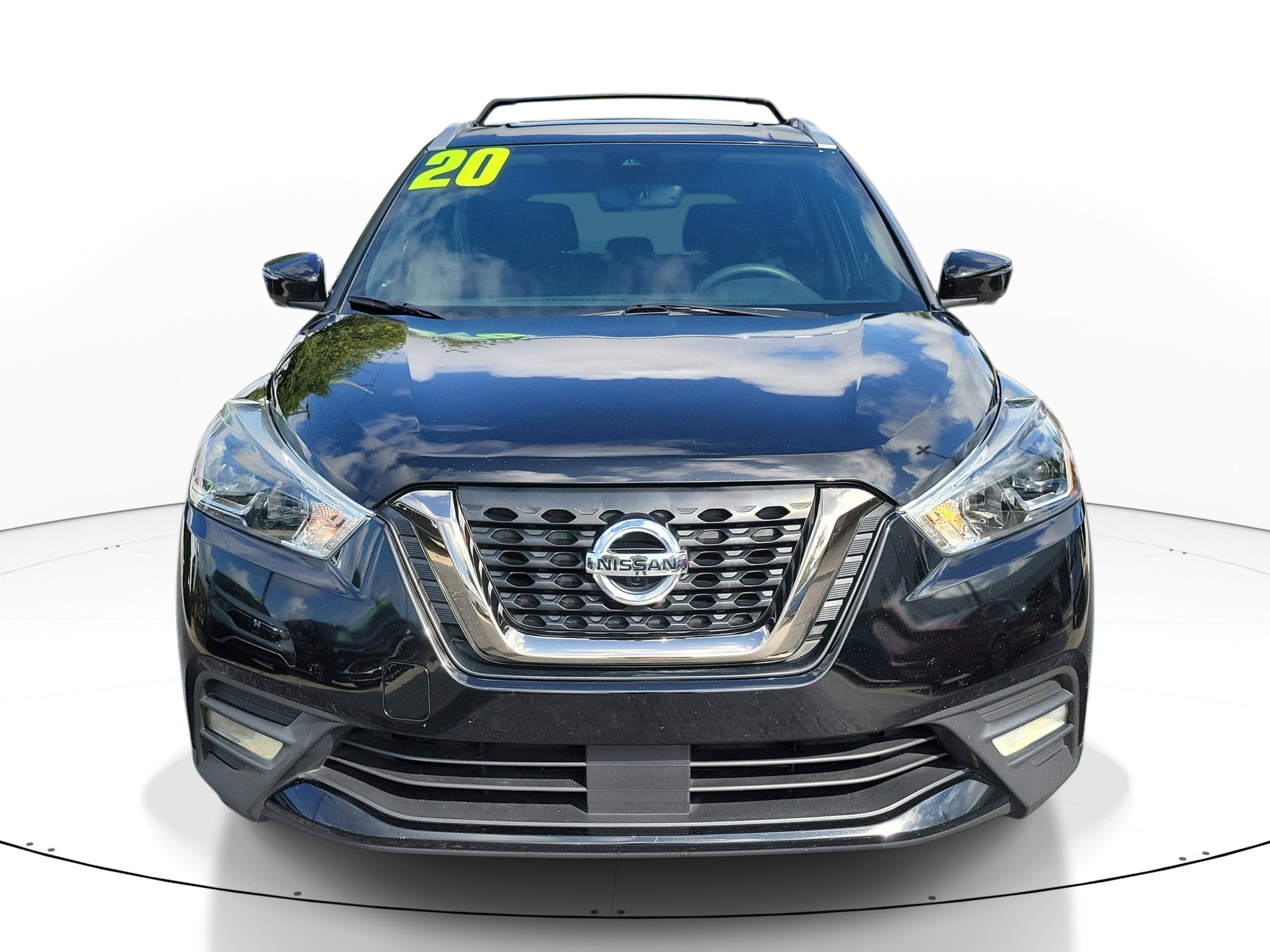 2020 Nissan Kicks SR