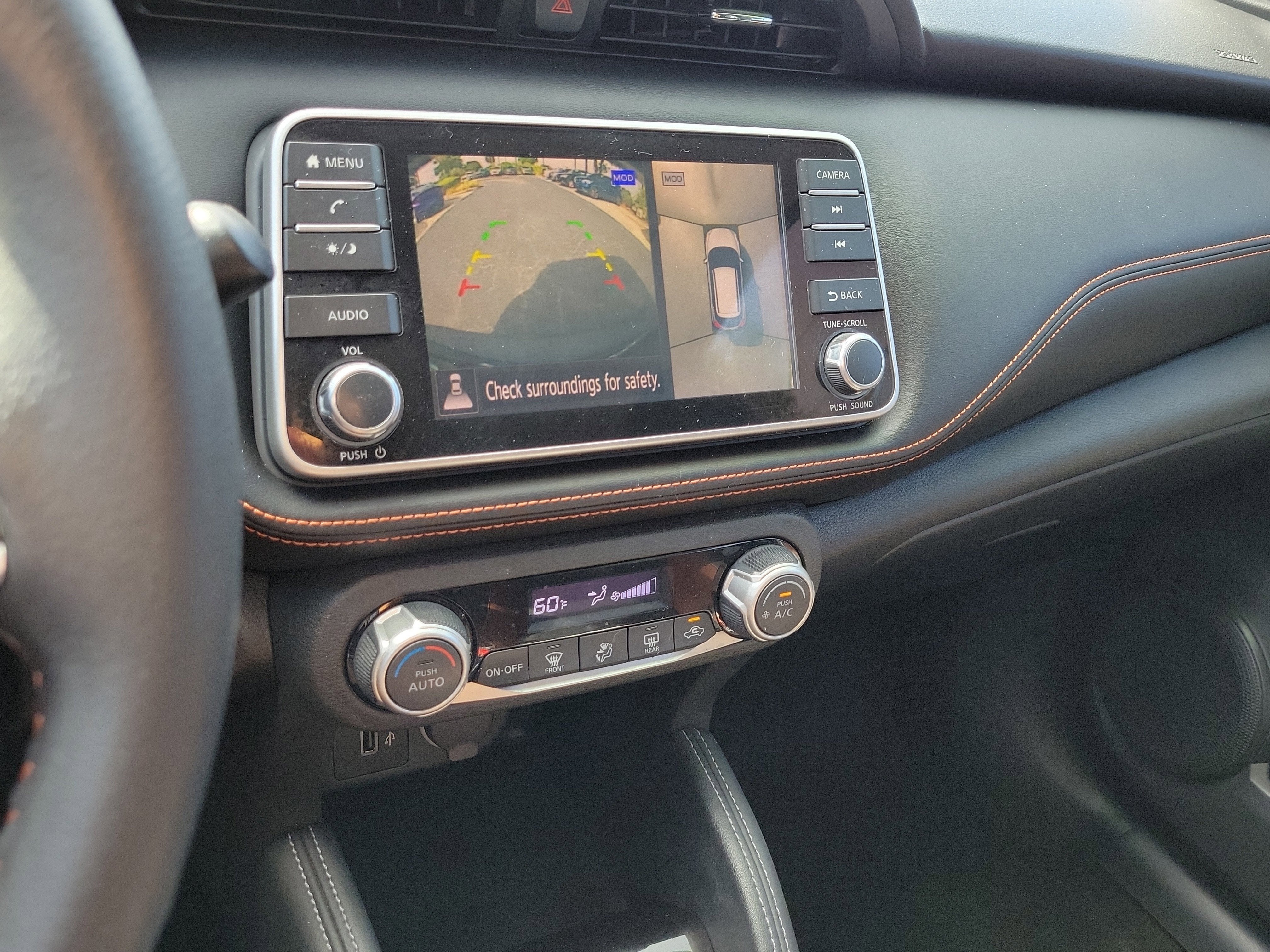 2020 Nissan Kicks SR