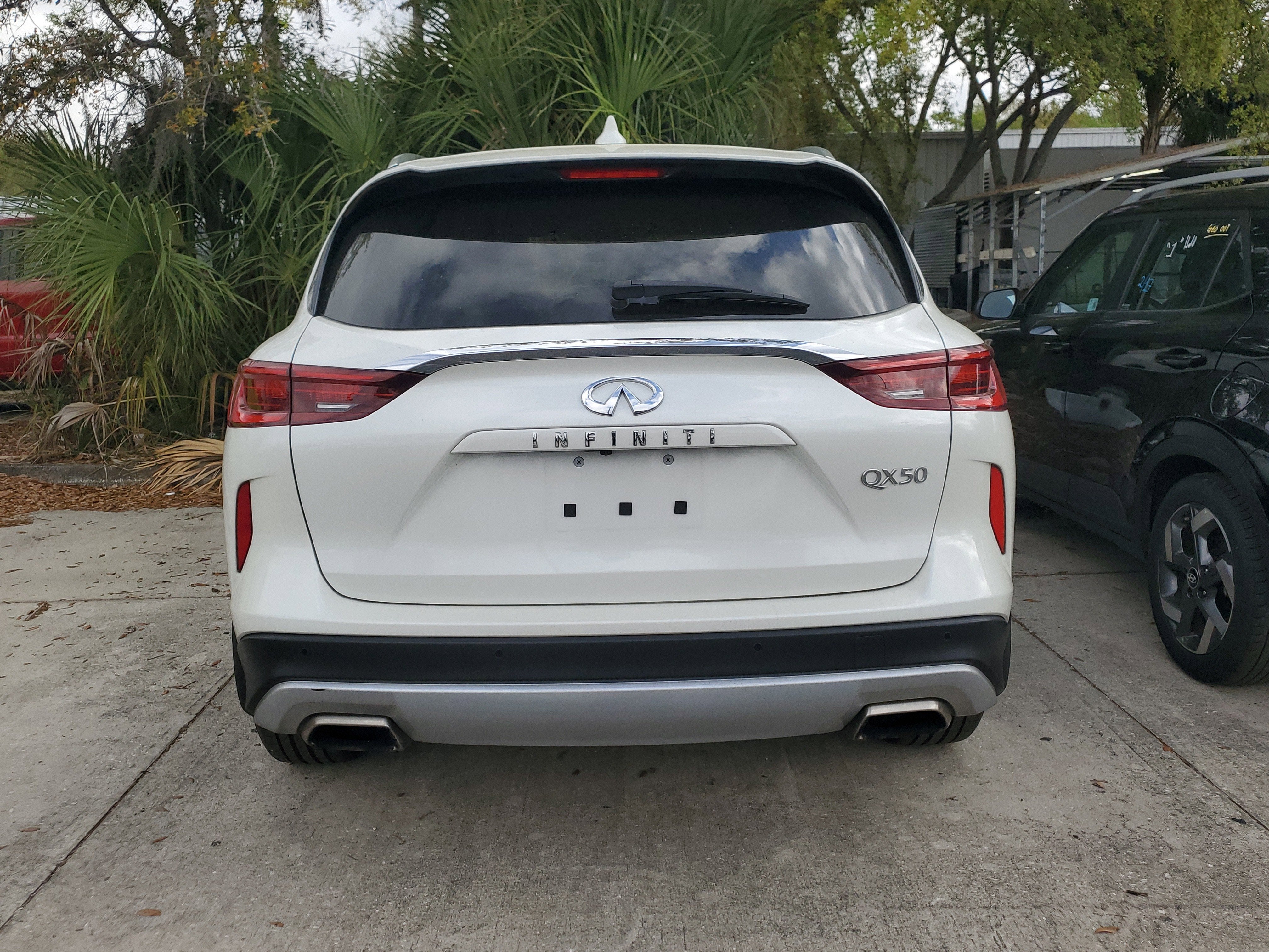 2022 INFINITI QX50 LUXE