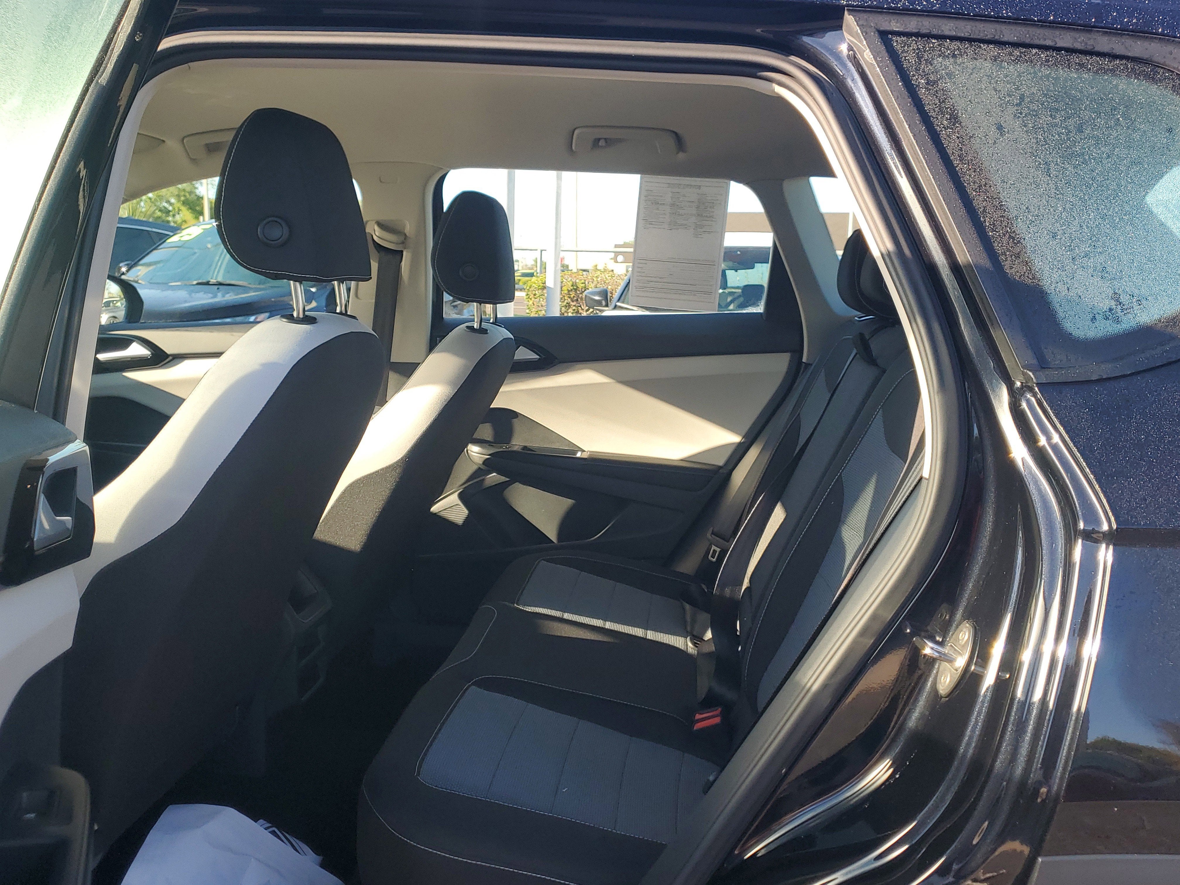 2025 Volkswagen Taos S