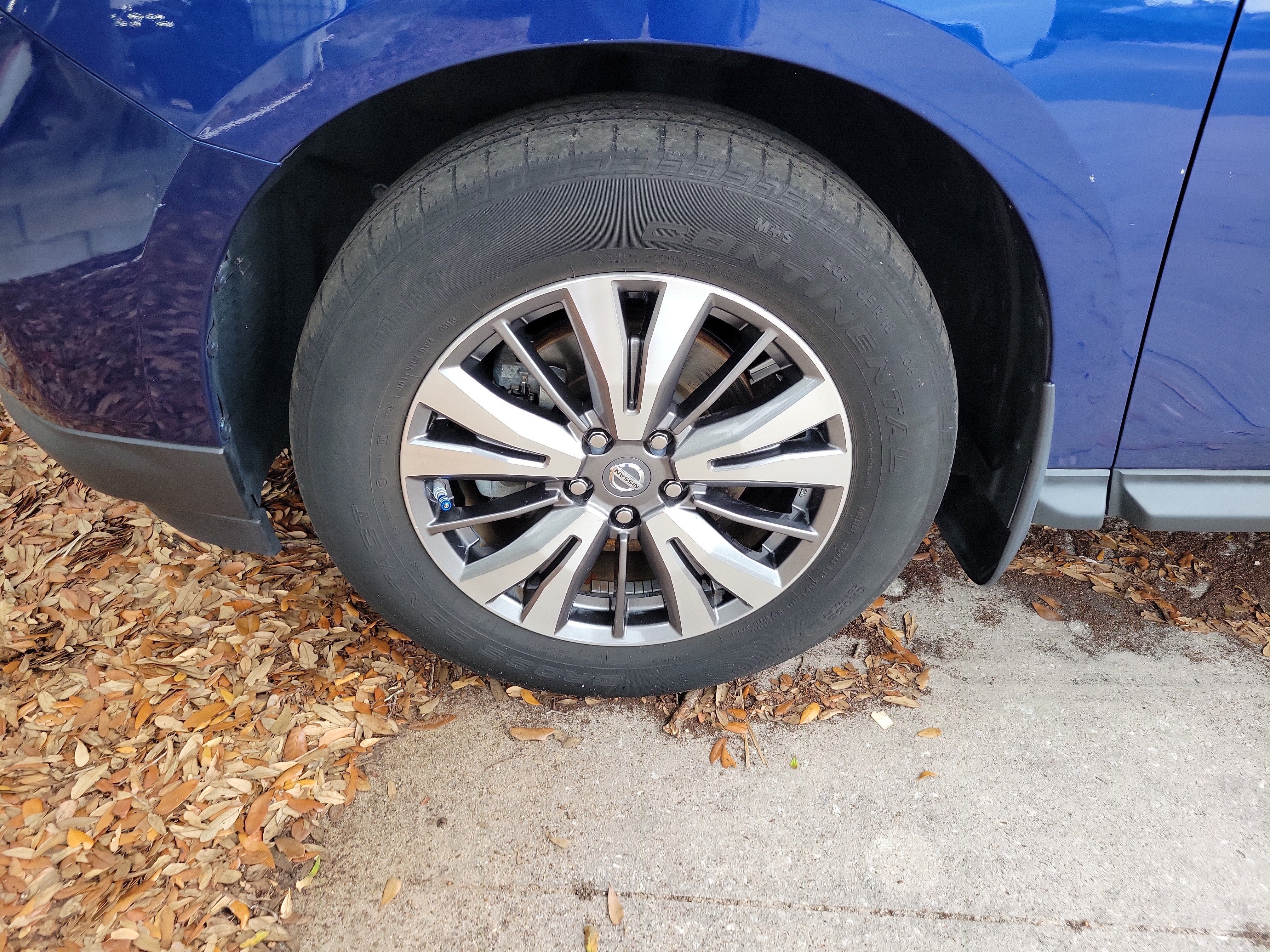 2018 Nissan Pathfinder SV