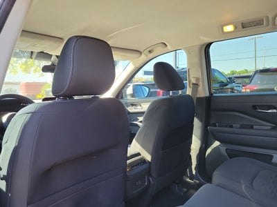 2022 Nissan Pathfinder S