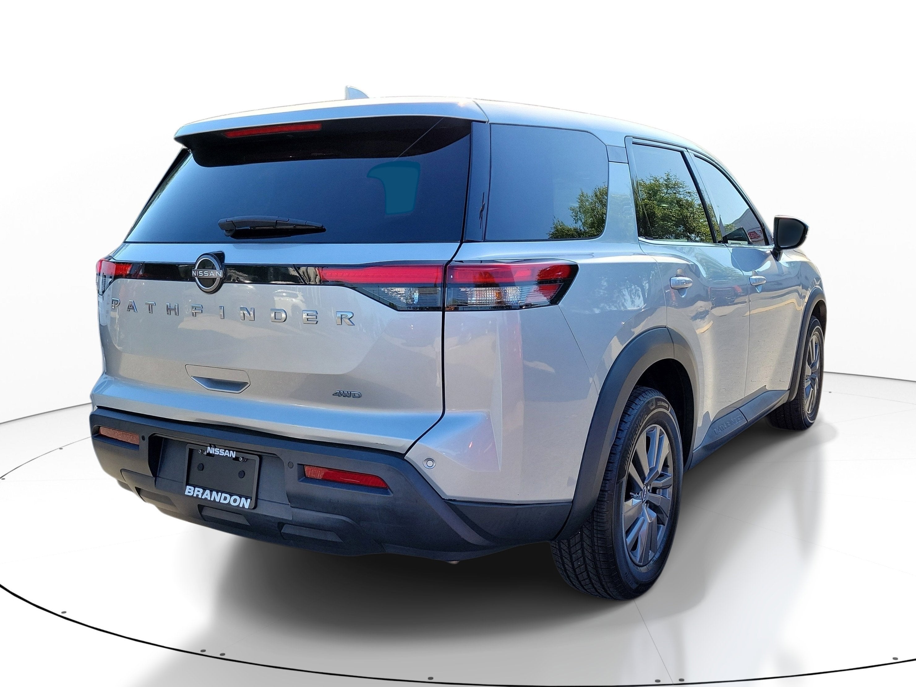 2022 Nissan Pathfinder S