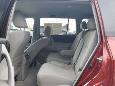 2010 Toyota Highlander Base