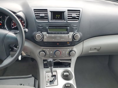 2010 Toyota Highlander Base