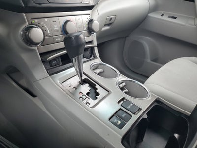 2010 Toyota Highlander Base