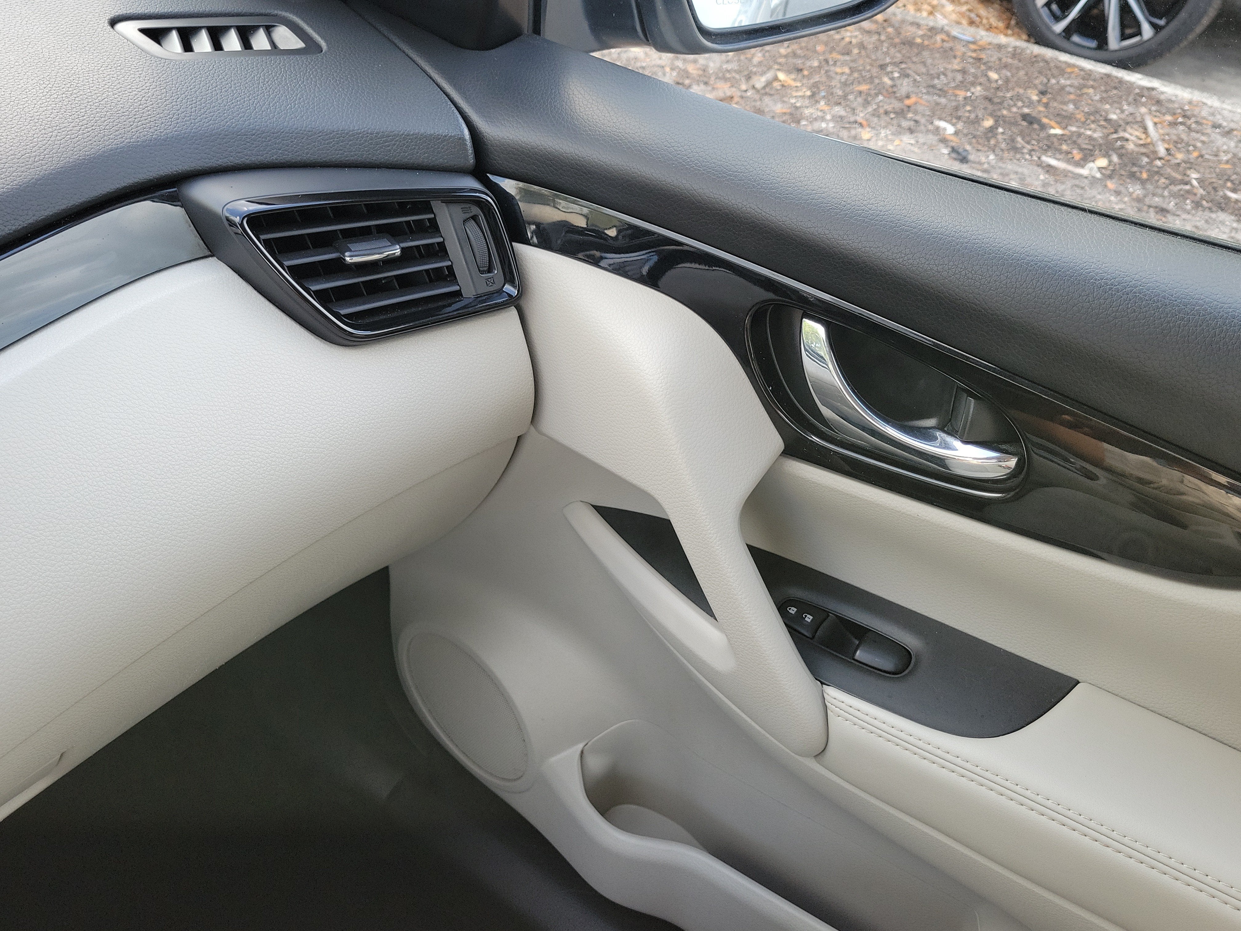 2019 Nissan Rogue Sport SV