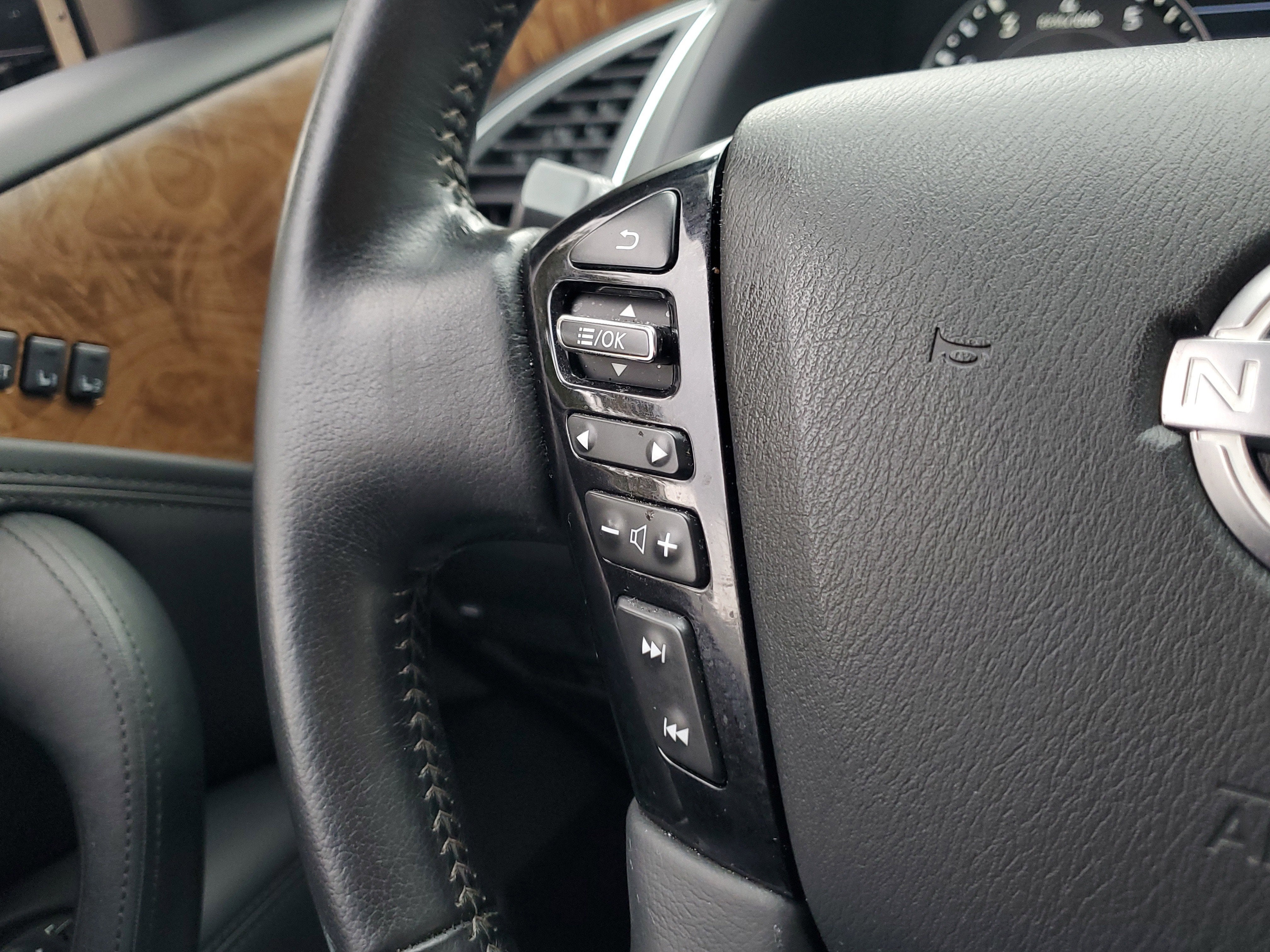 2021 Nissan Armada SL