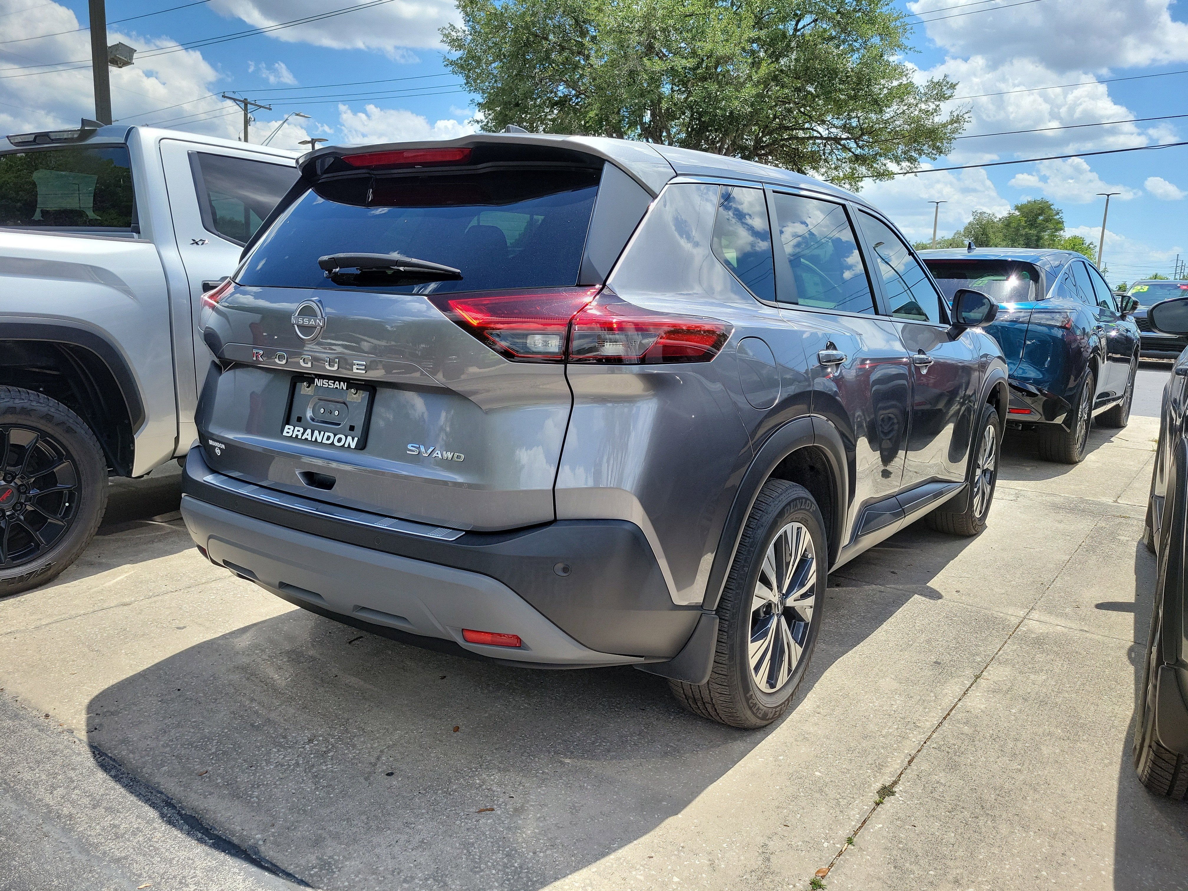 2023 Nissan Rogue SV