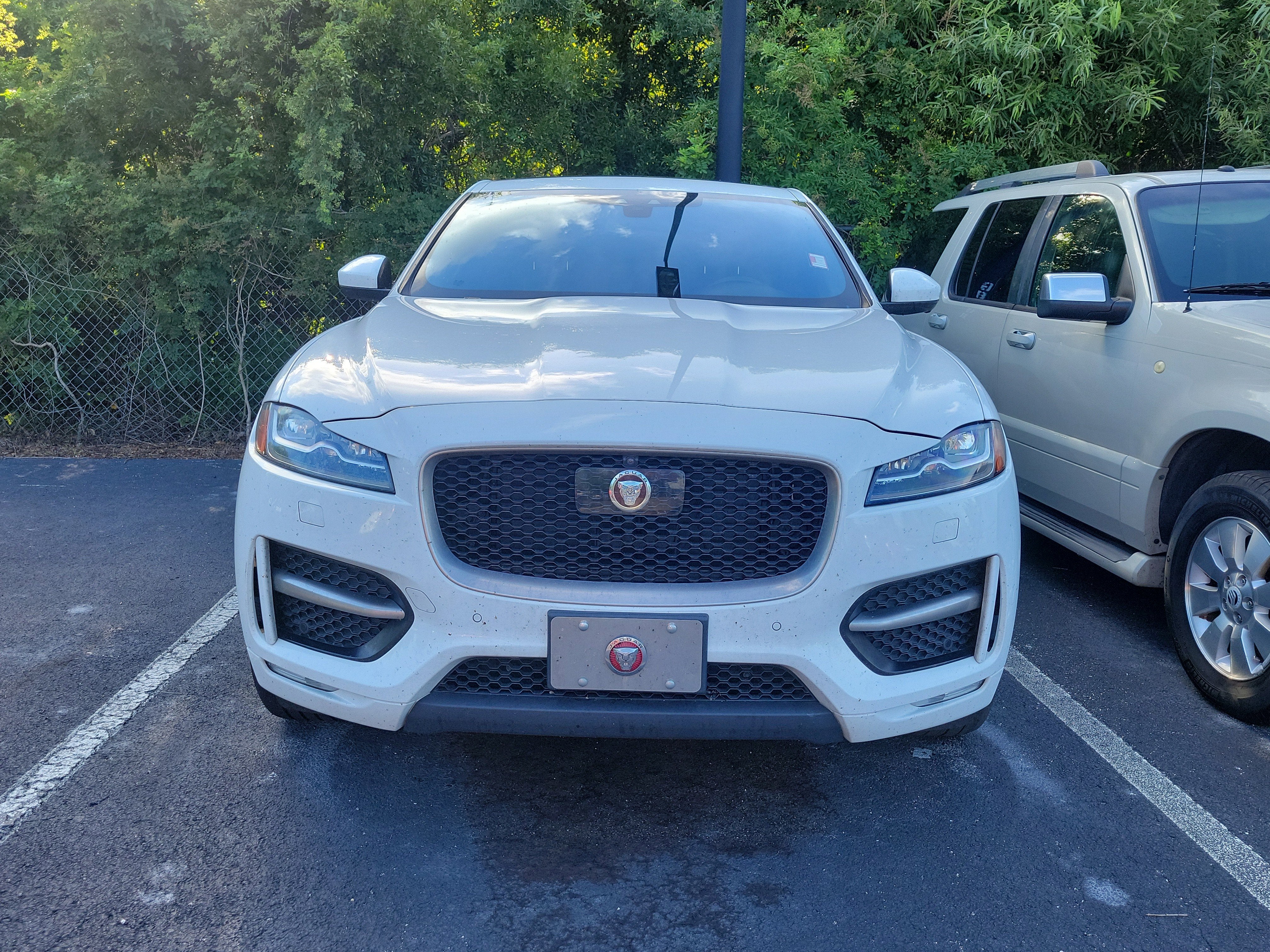 2017 Jaguar F-PACE 35t R-Sport