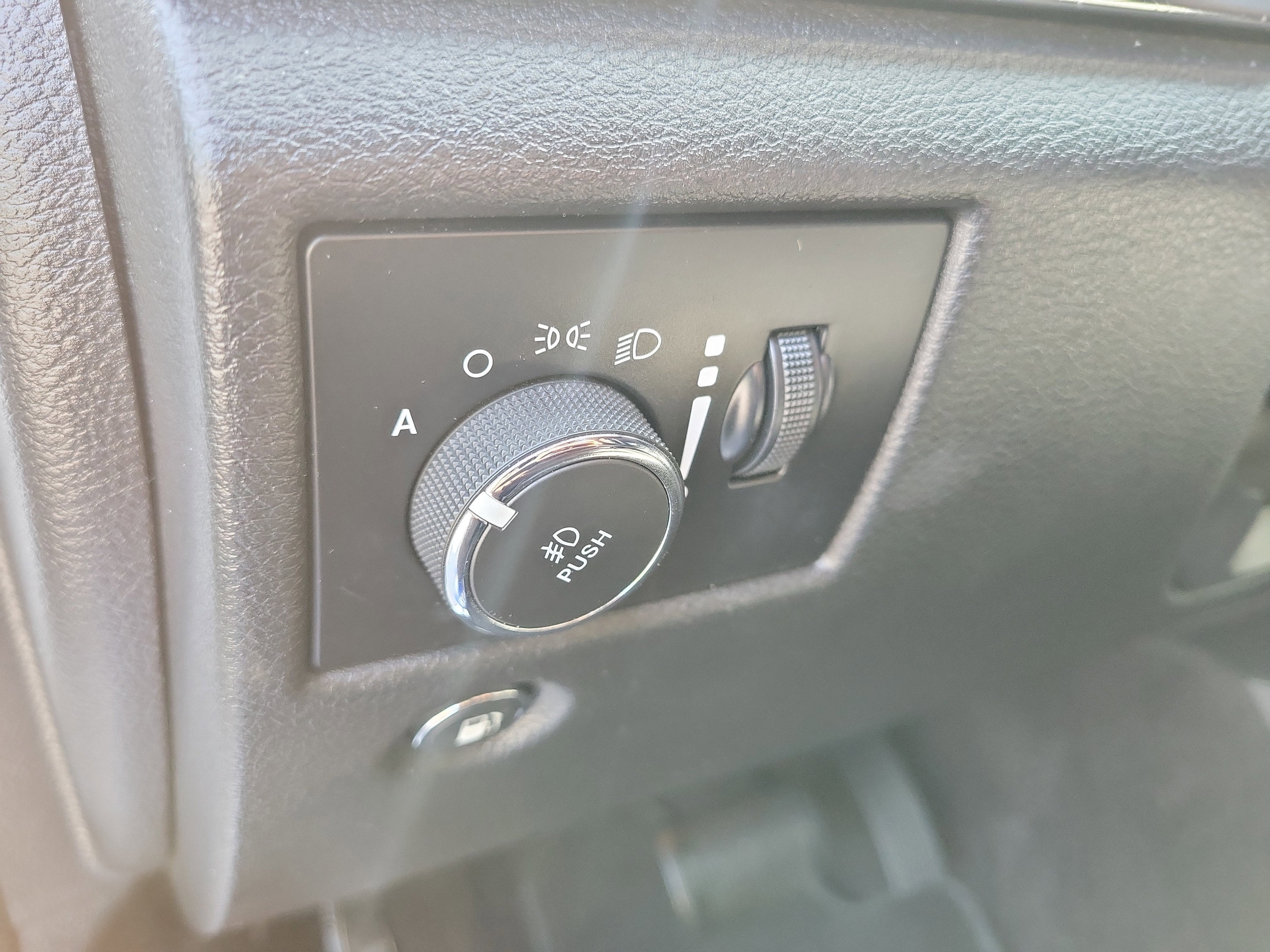 2018 Jeep Grand Cherokee Sterling Edition