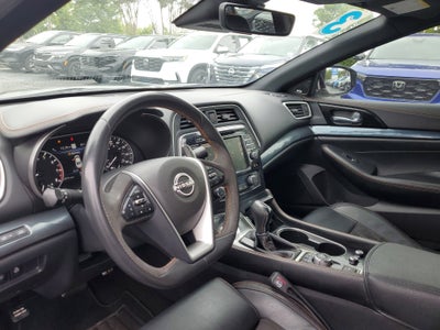 2023 Nissan Maxima SR
